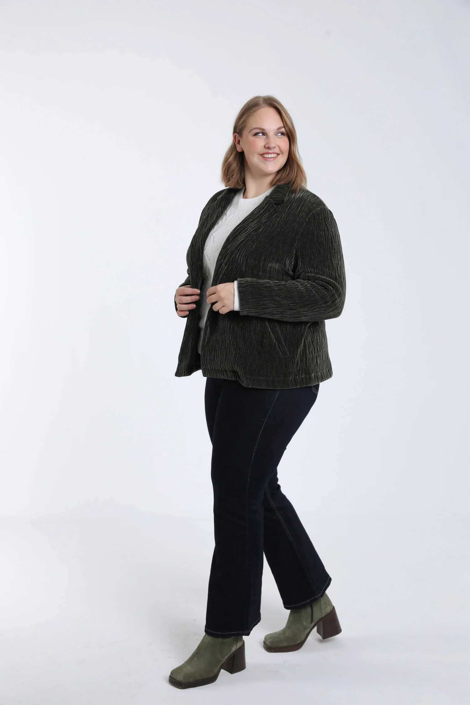 Blazer uni en velours plissé - Image 8