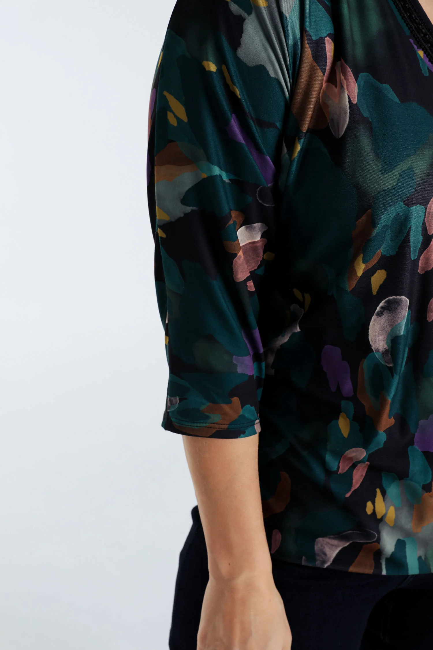 Blouse à imprimé abstrait - Image 5