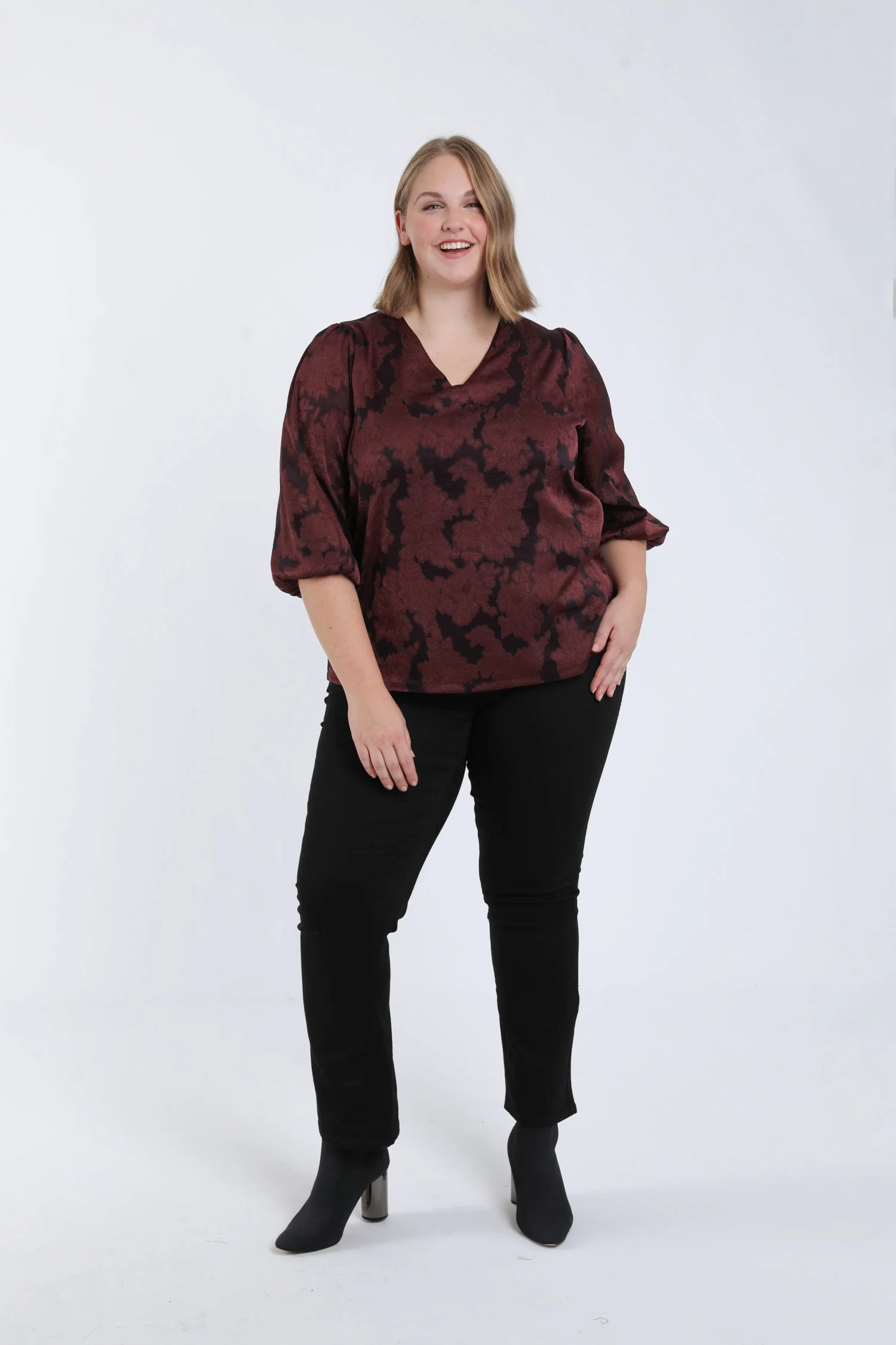 Blouse effet dentelle dessin floral - Image 5