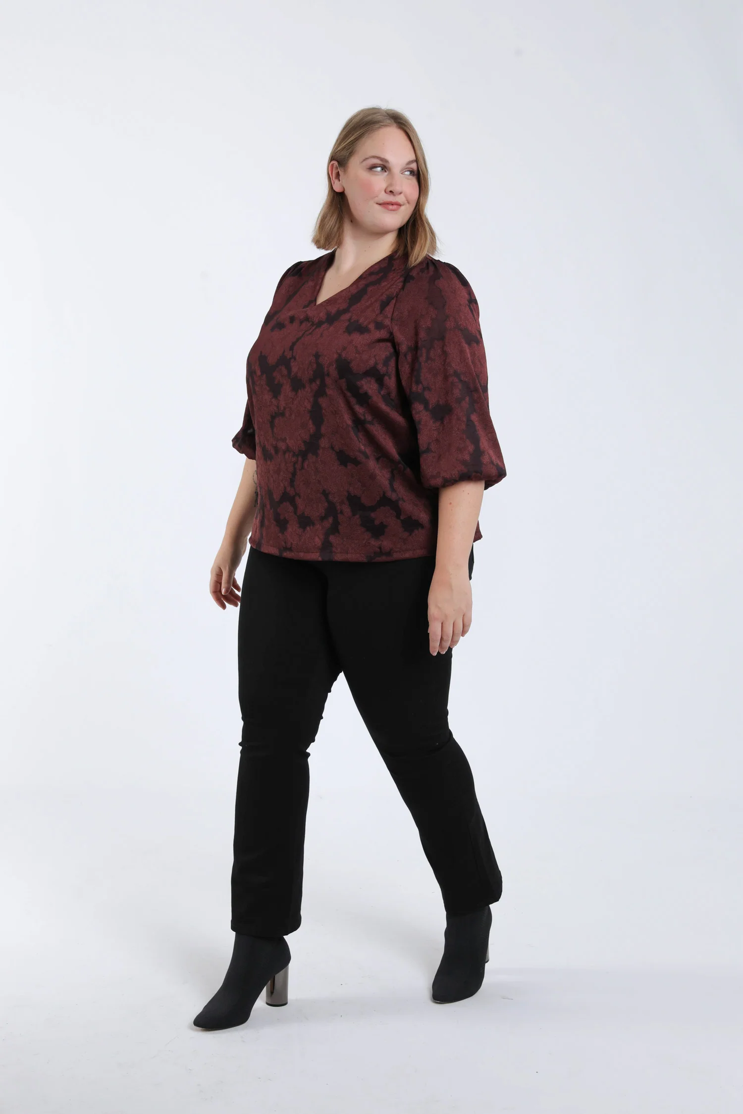 Blouse effet dentelle dessin floral - Image 6
