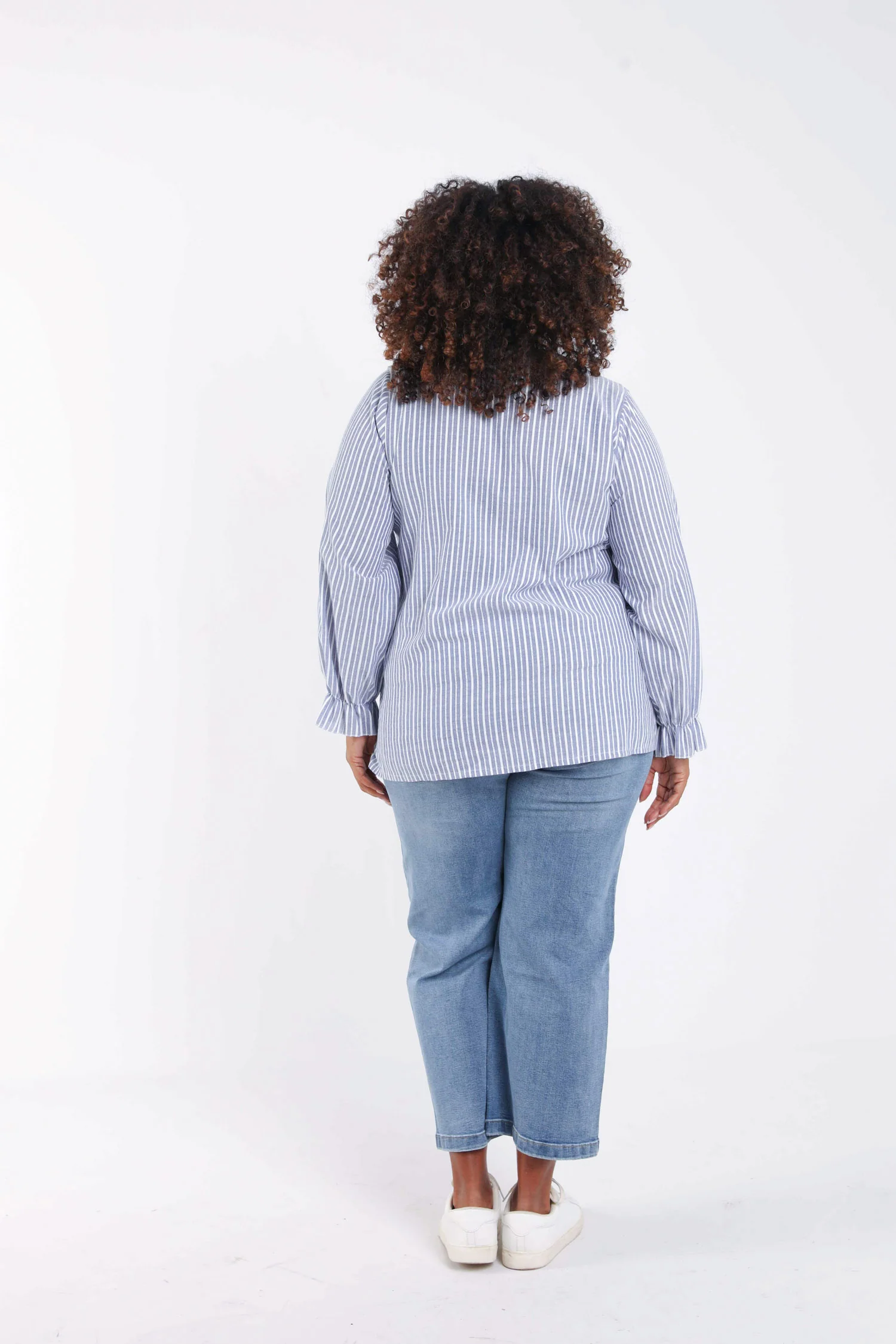 Blouse en coton rayée avec volants - Image 2