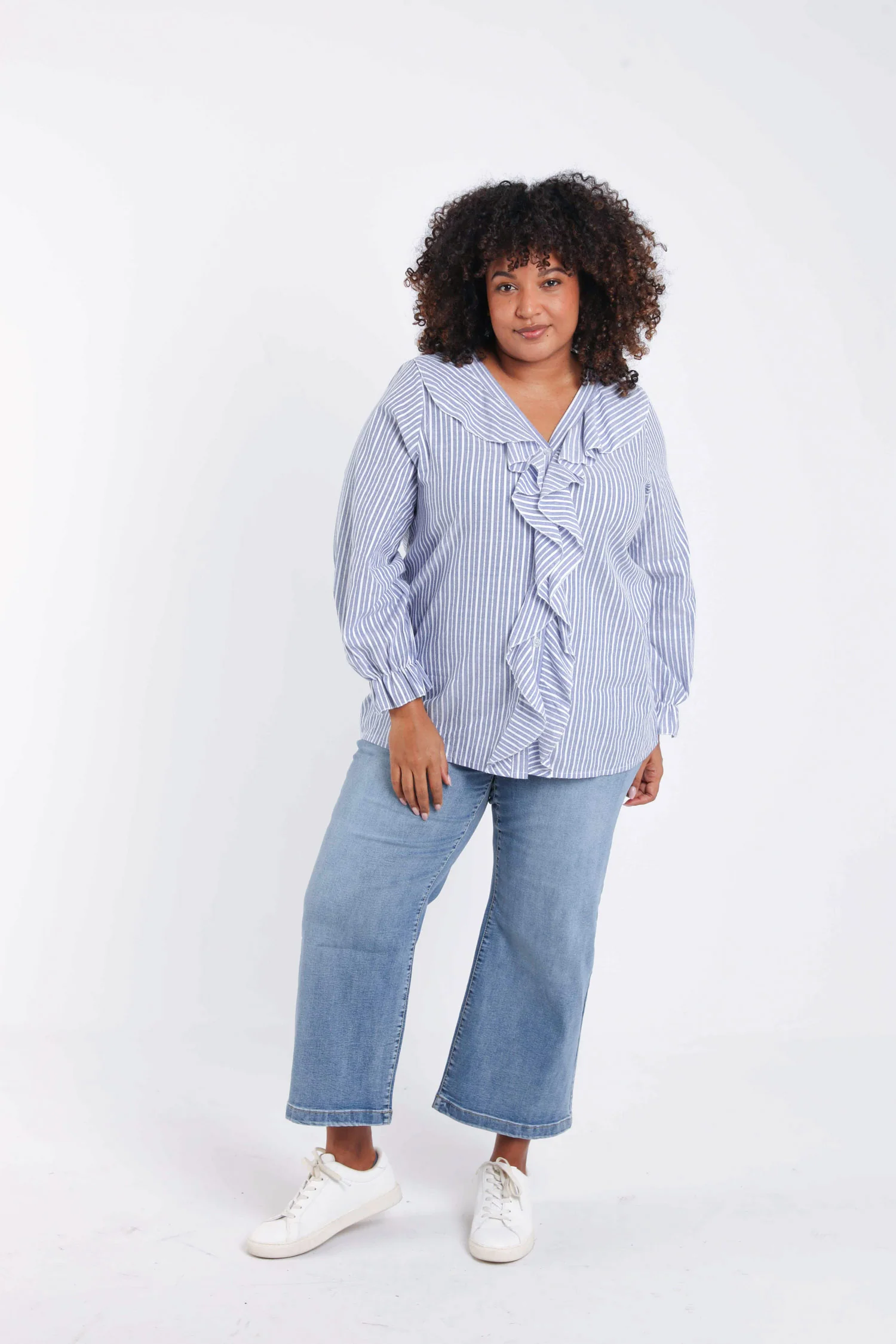 Blouse en coton rayée avec volants - Image 8