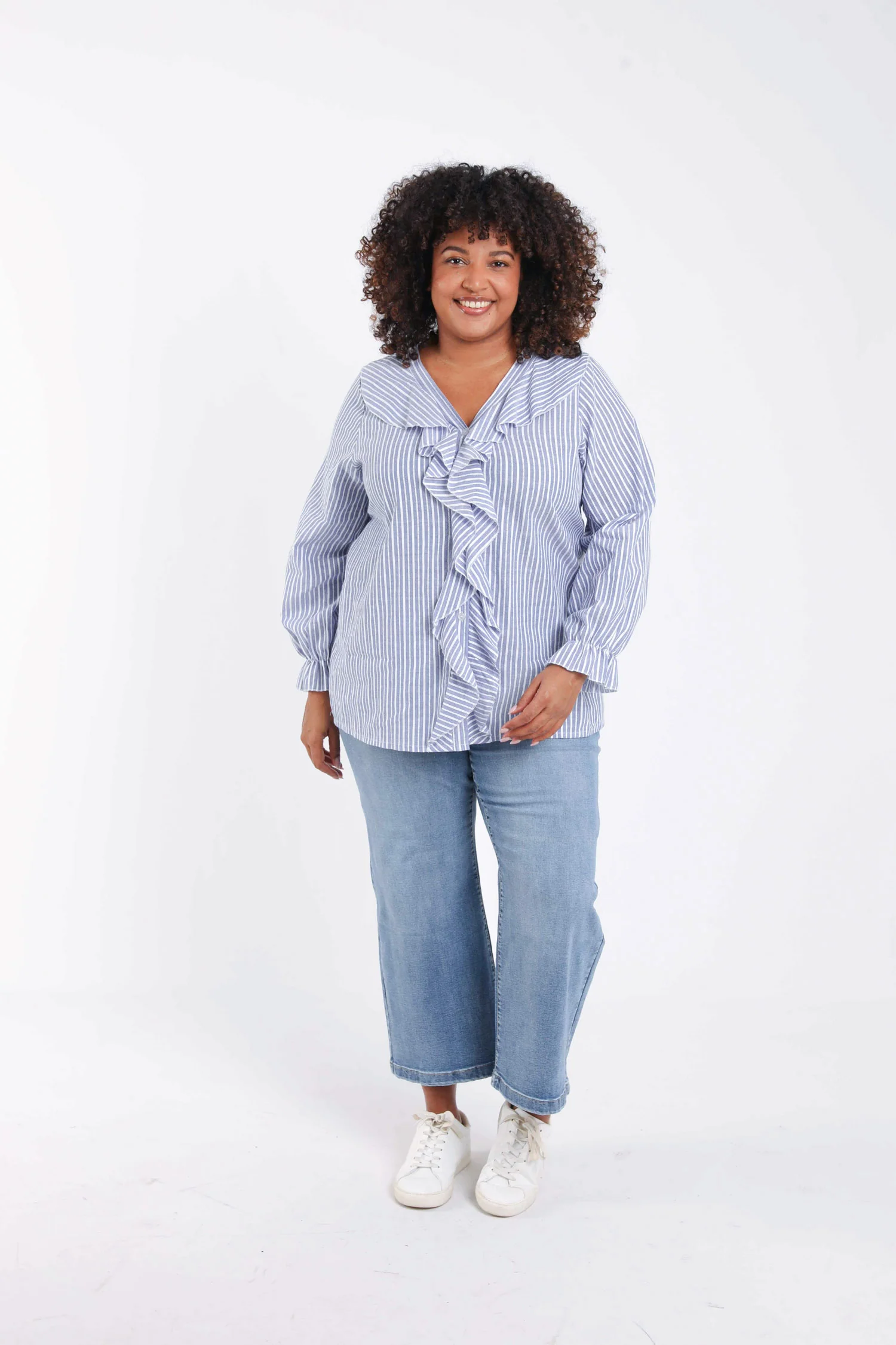 Blouse en coton rayée avec volants - Image 9