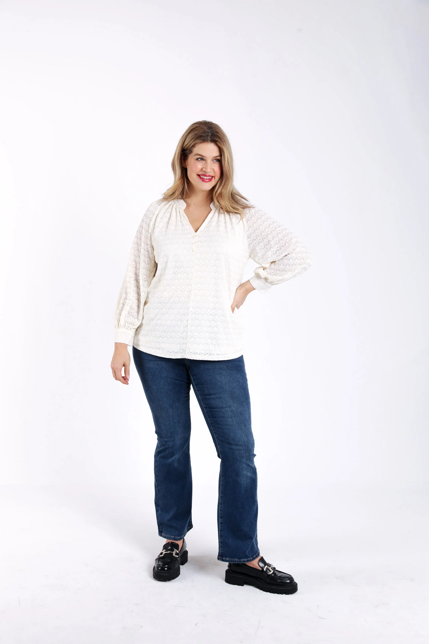 Blouse en dentelle unie - Image 6