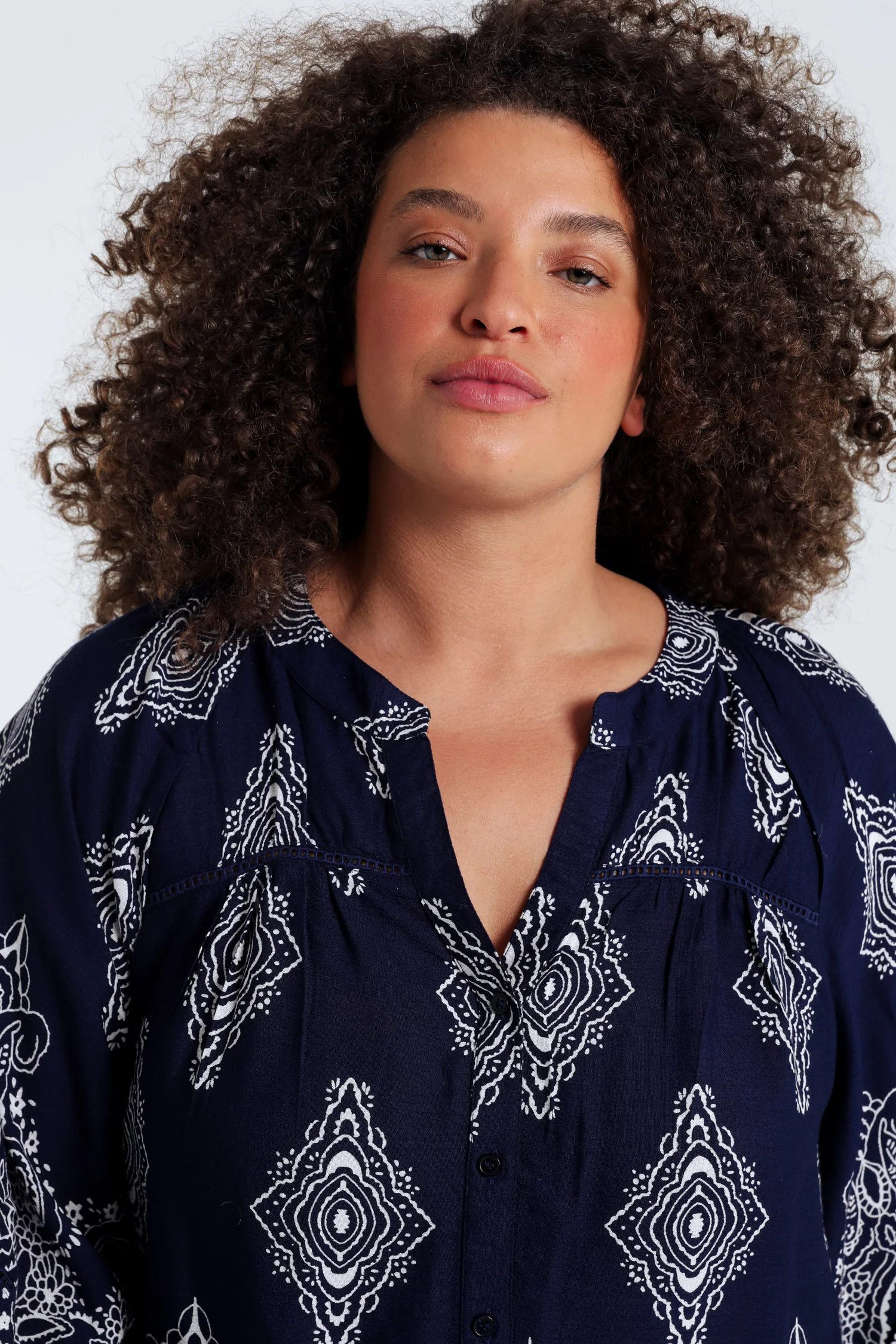 Blouse en viscose imprimé cachemire - Image 4