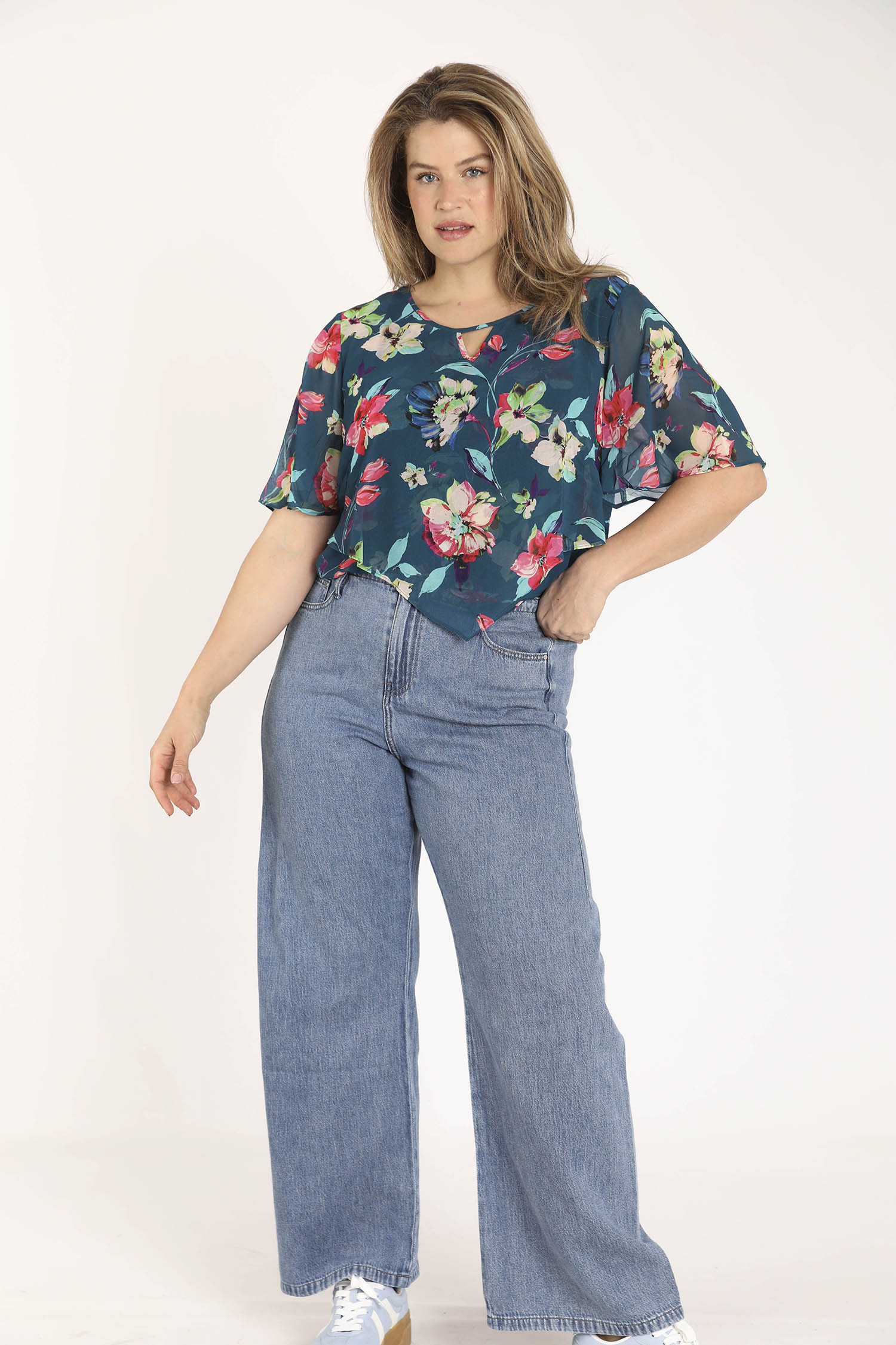 EXCLU SHEEGO - Blouse en viscose imprimé floral - Image 6