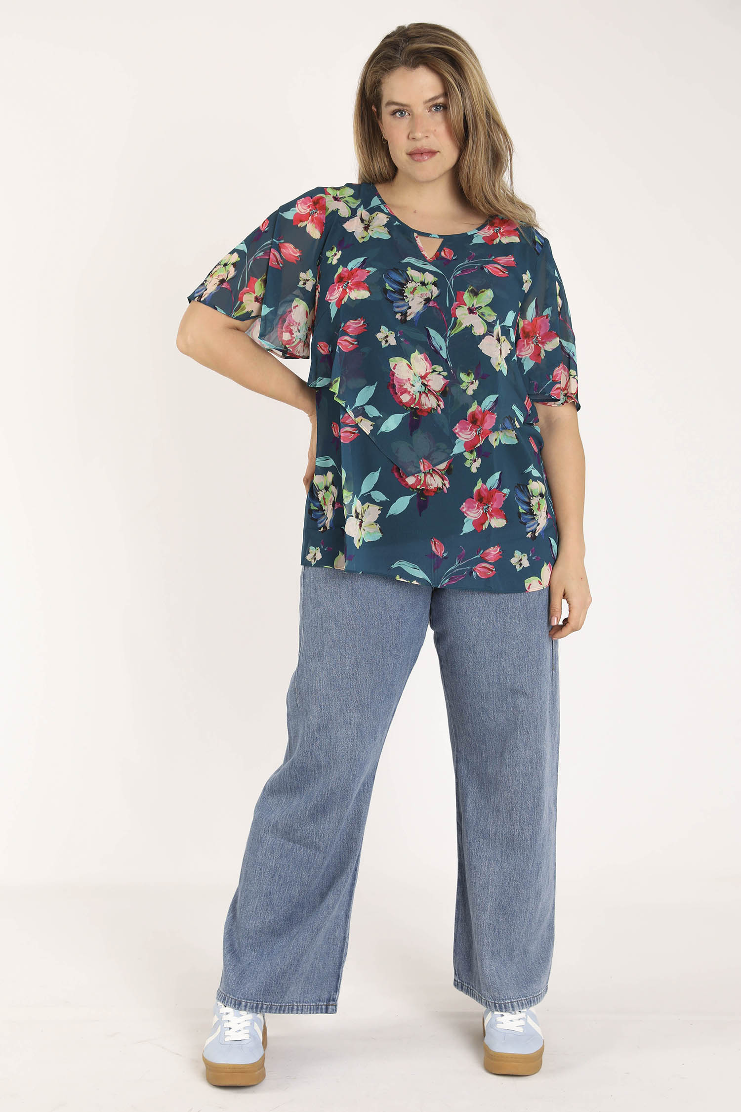 EXCLU SHEEGO - Blouse en viscose imprimé floral - Image 8