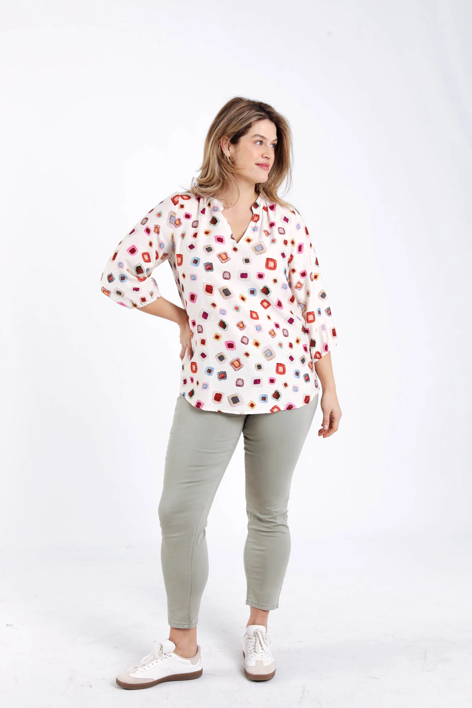 Blouse en viscose imprimé géométrique - Image 7