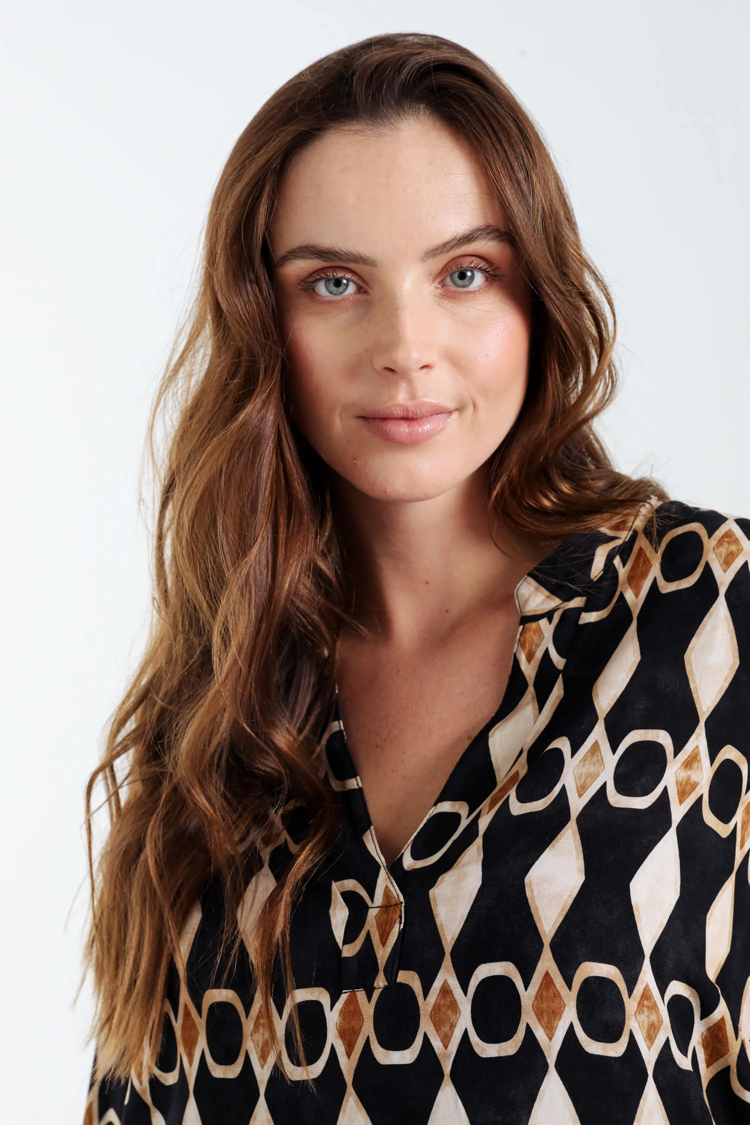 Blouse en viscose imprimé graphique - Image 26