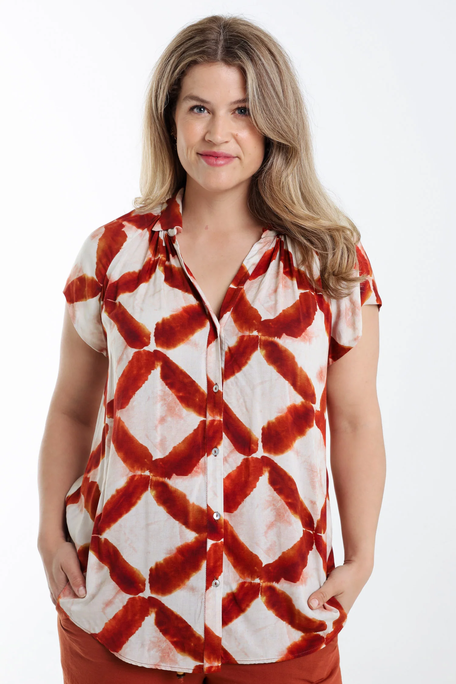Blouse en viscose imprimé graphique