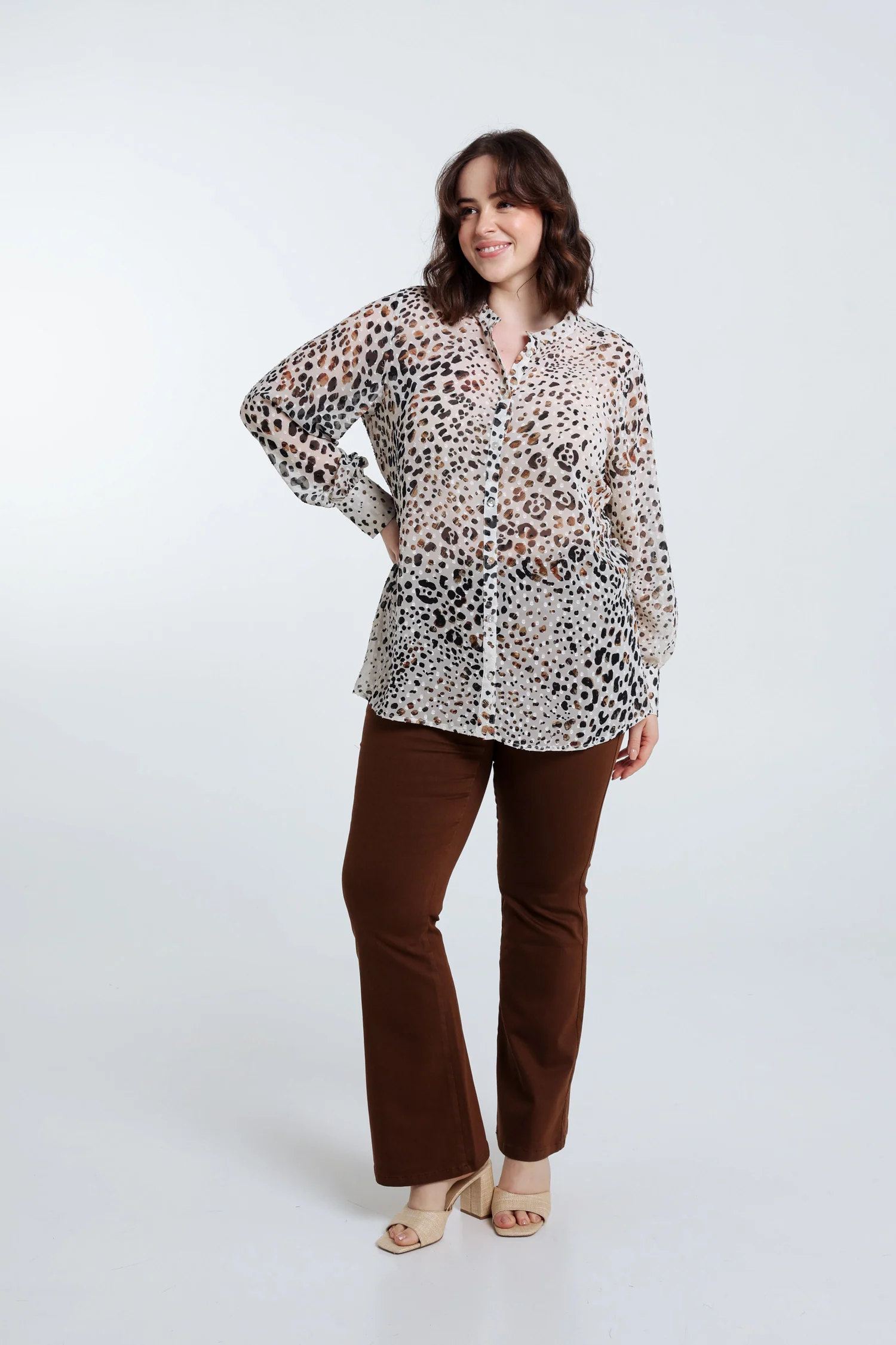 Blouse peau de bĂȘte avec plumetis - Image 7