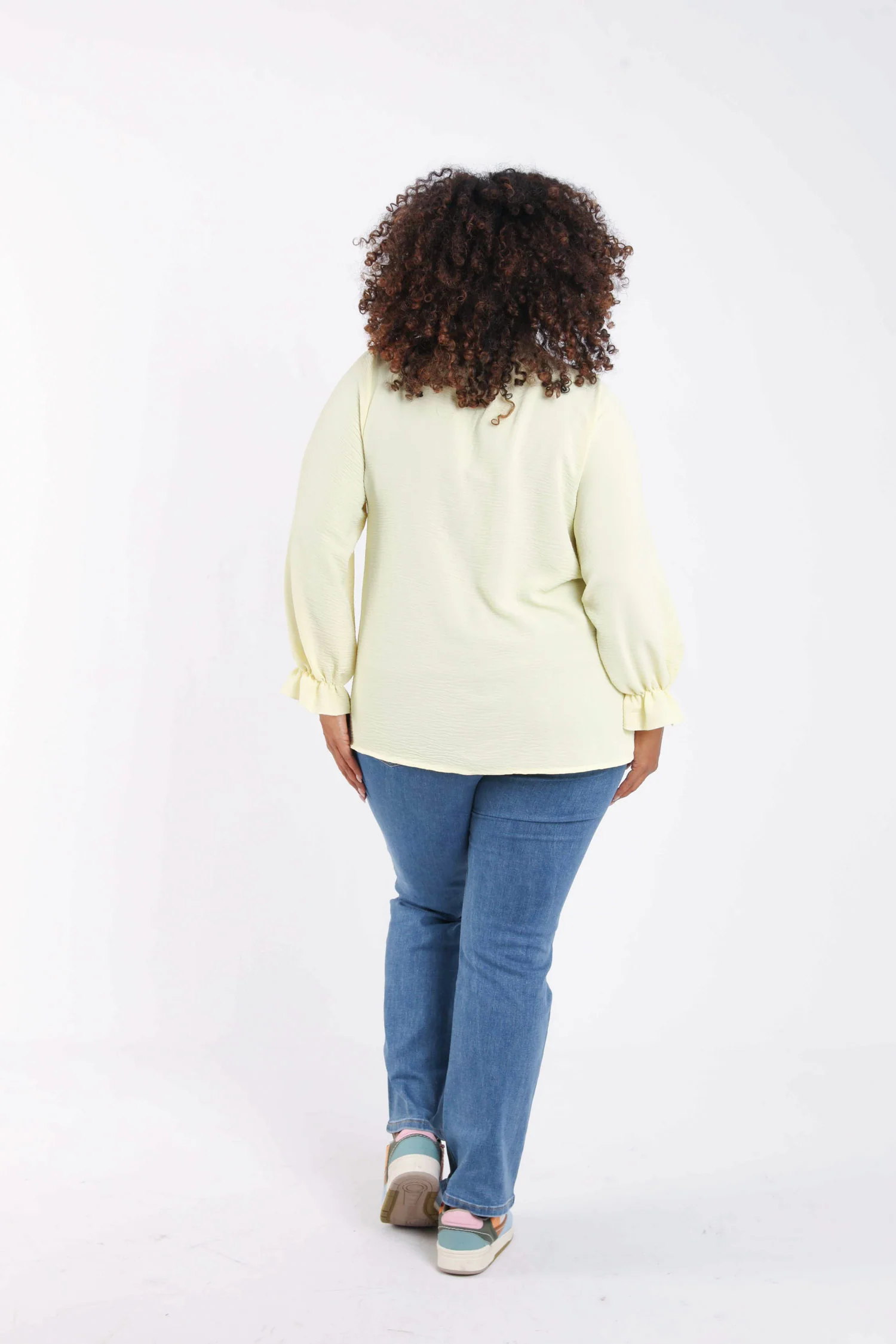 Blouse unie avec volants - Image 2