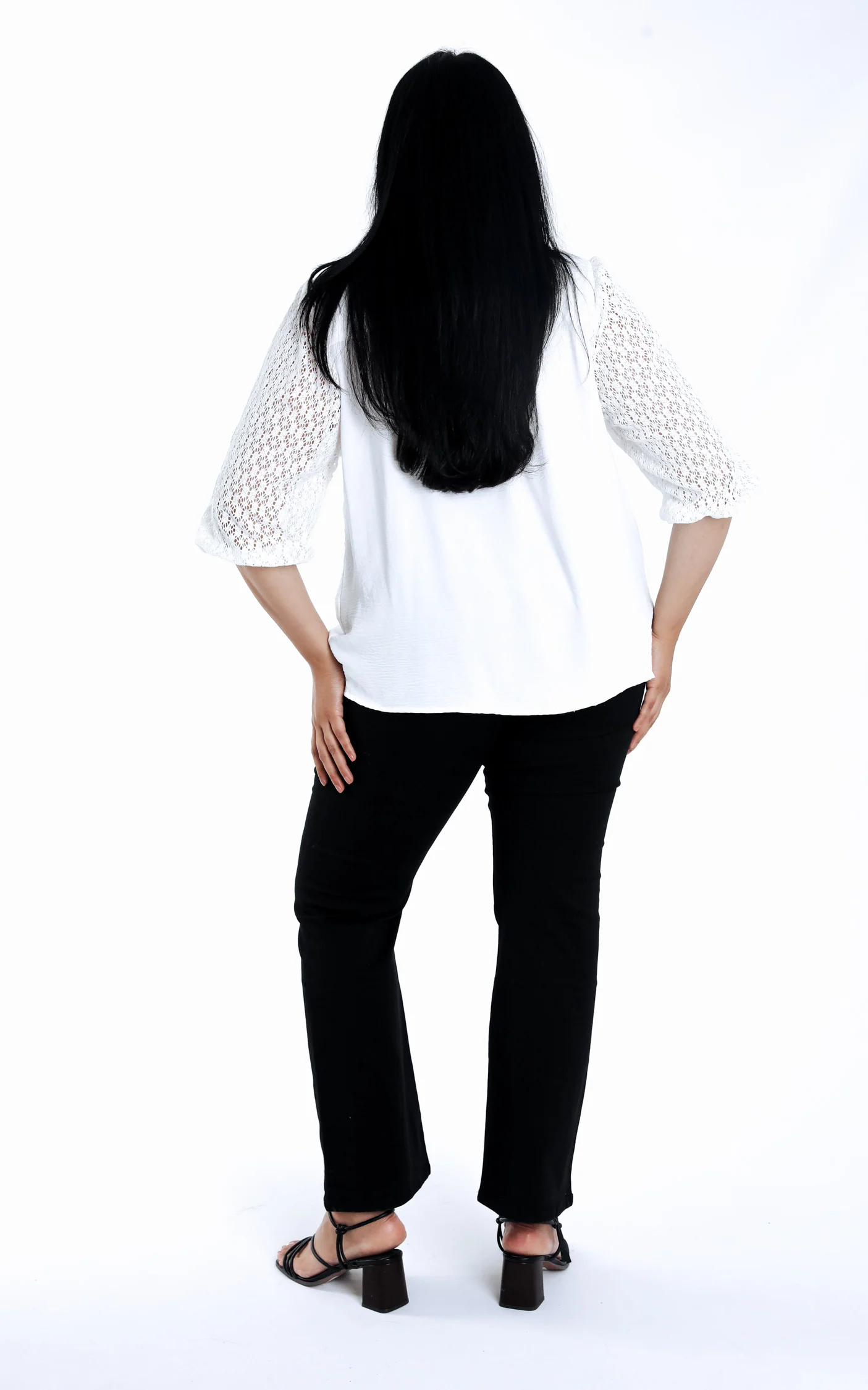 Blouse unie manches en crochet - Image 2