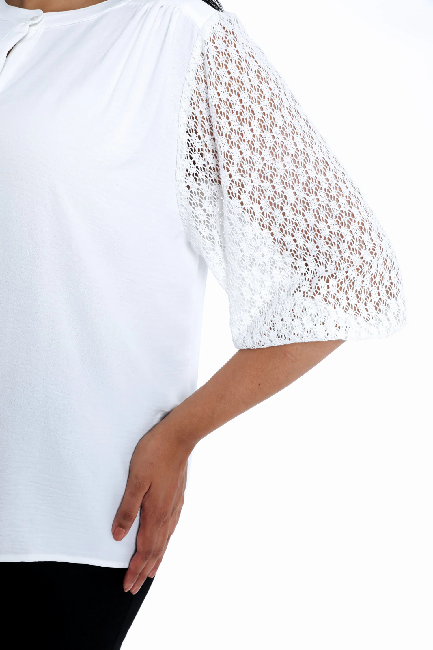Blouse unie manches en crochet - Image 4