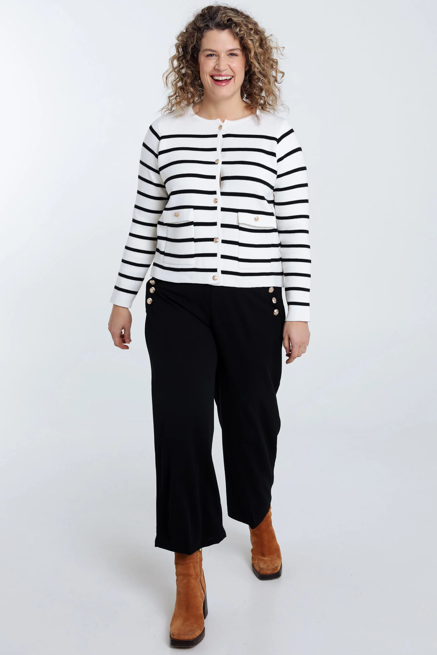Cardigan rayé avec boutons dorés - Image 7