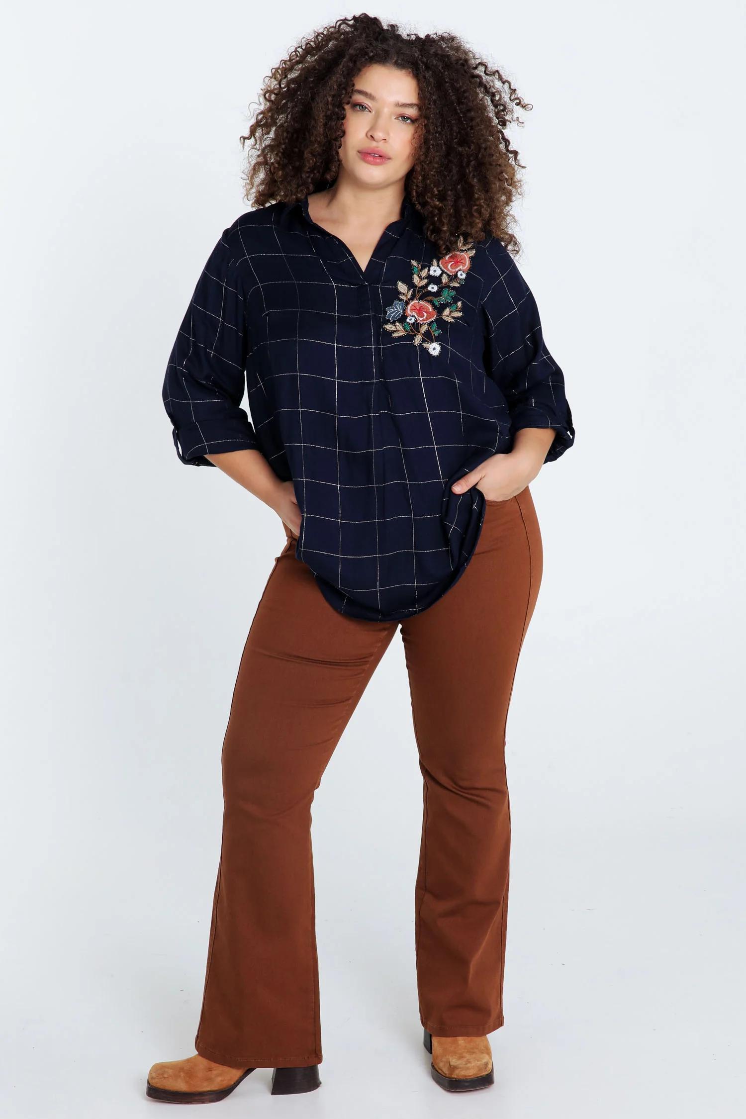 Chemise à carreaux brodée en viscose - Image 7