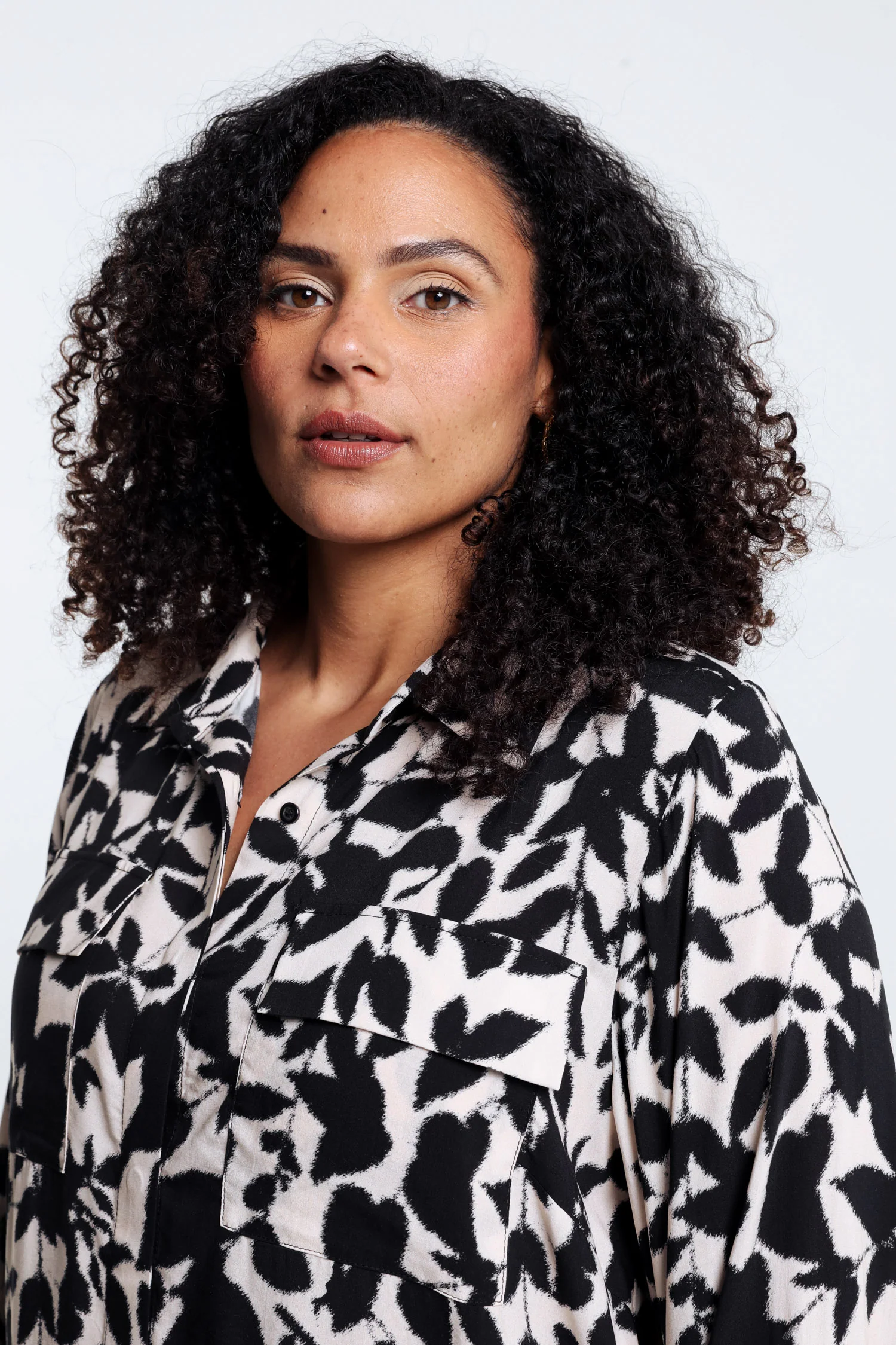 Chemise bicolore en viscose - Image 3
