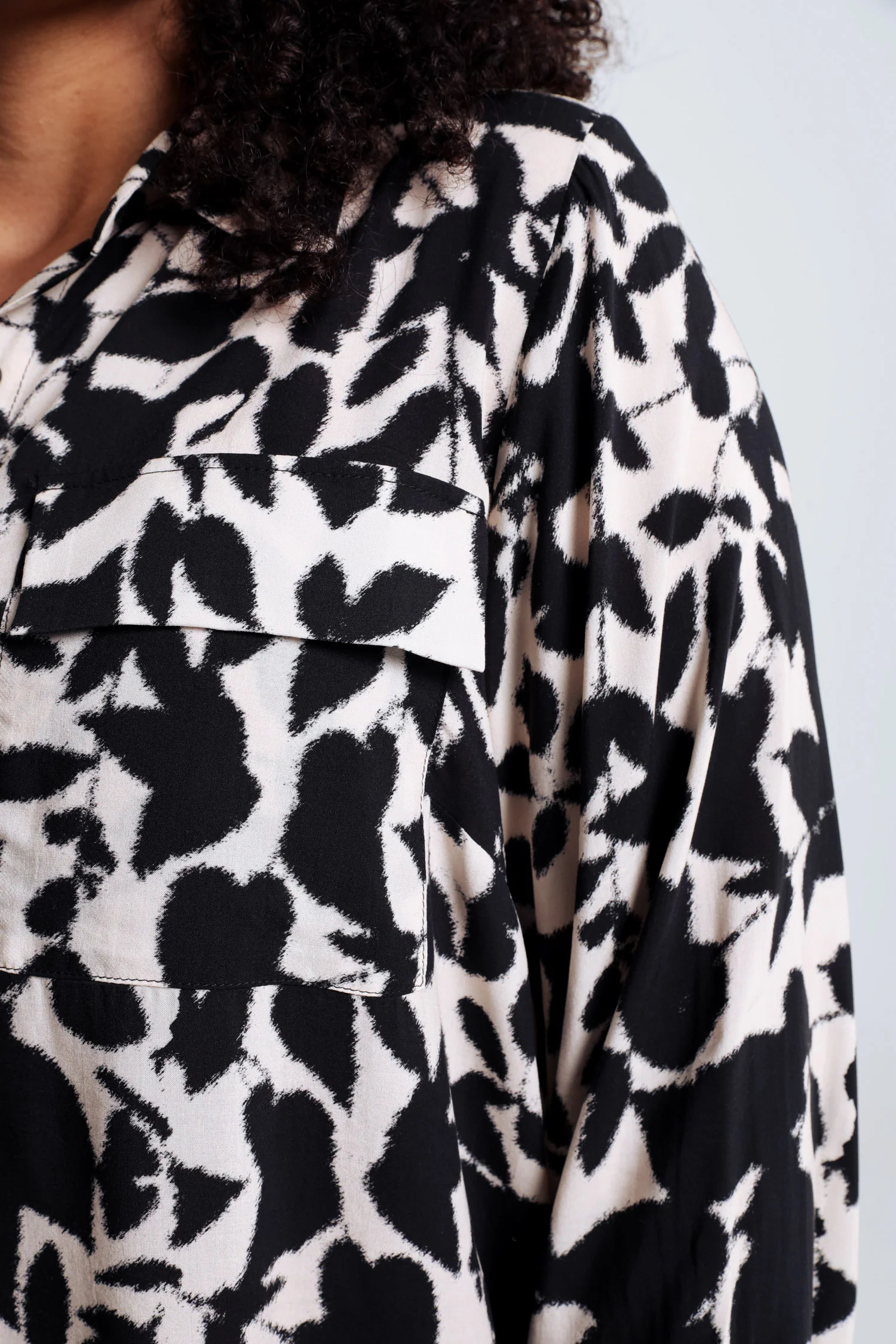 Chemise bicolore en viscose - Image 4