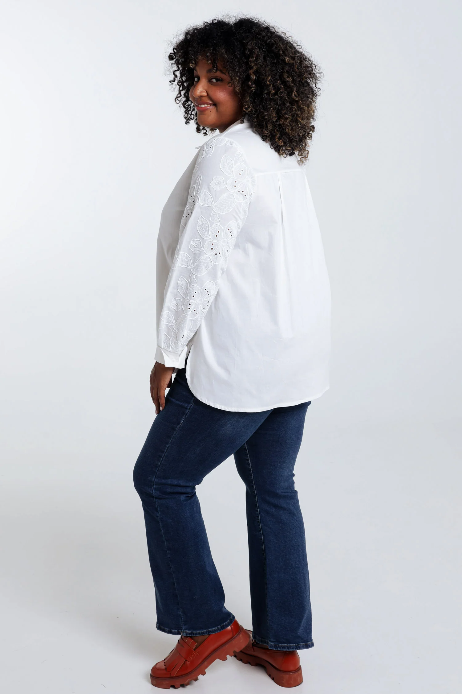 Chemise en coton avec manches brodées - Image 3