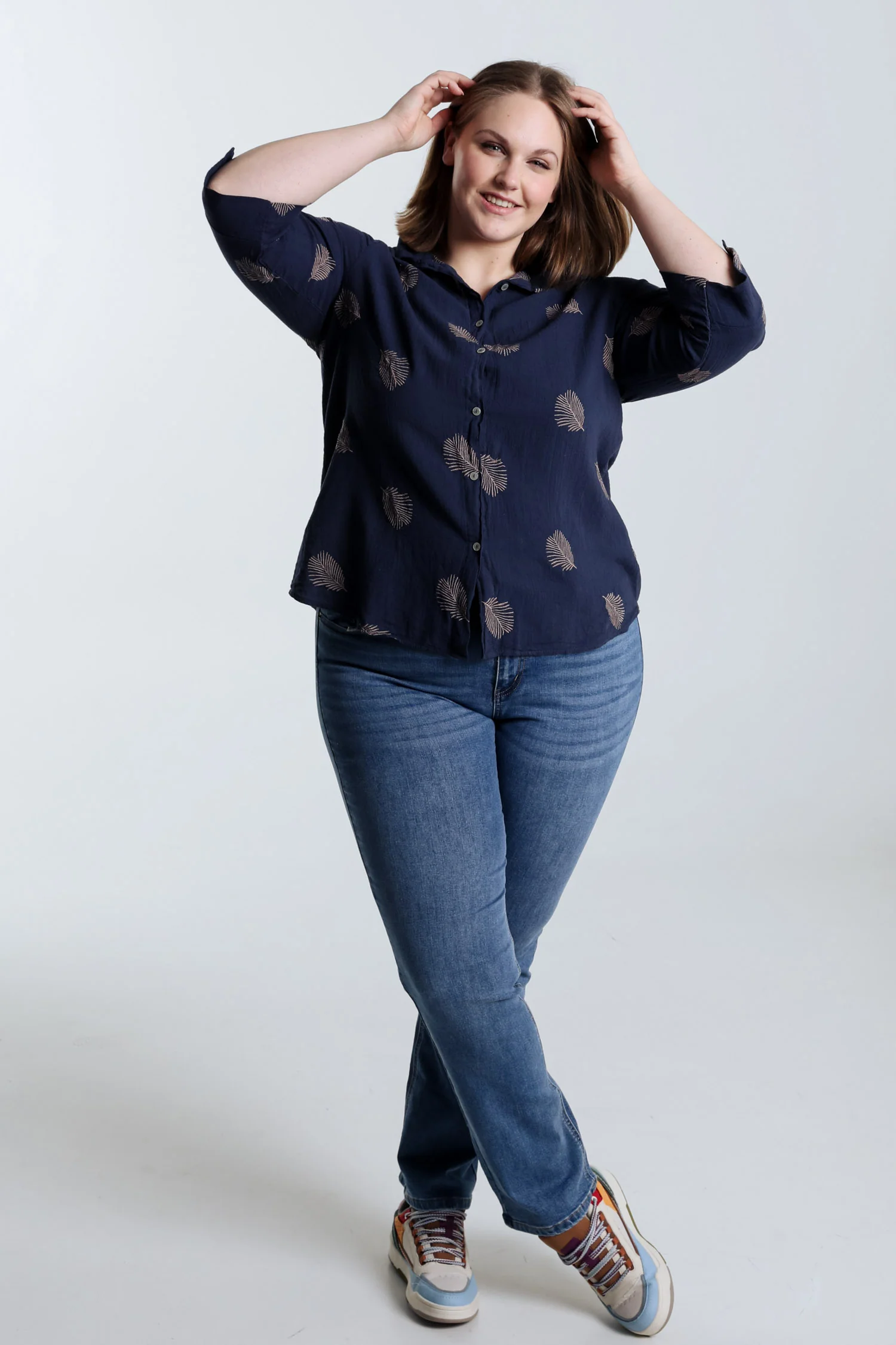 Chemise en coton unie avec feuilles brodées - Image 19