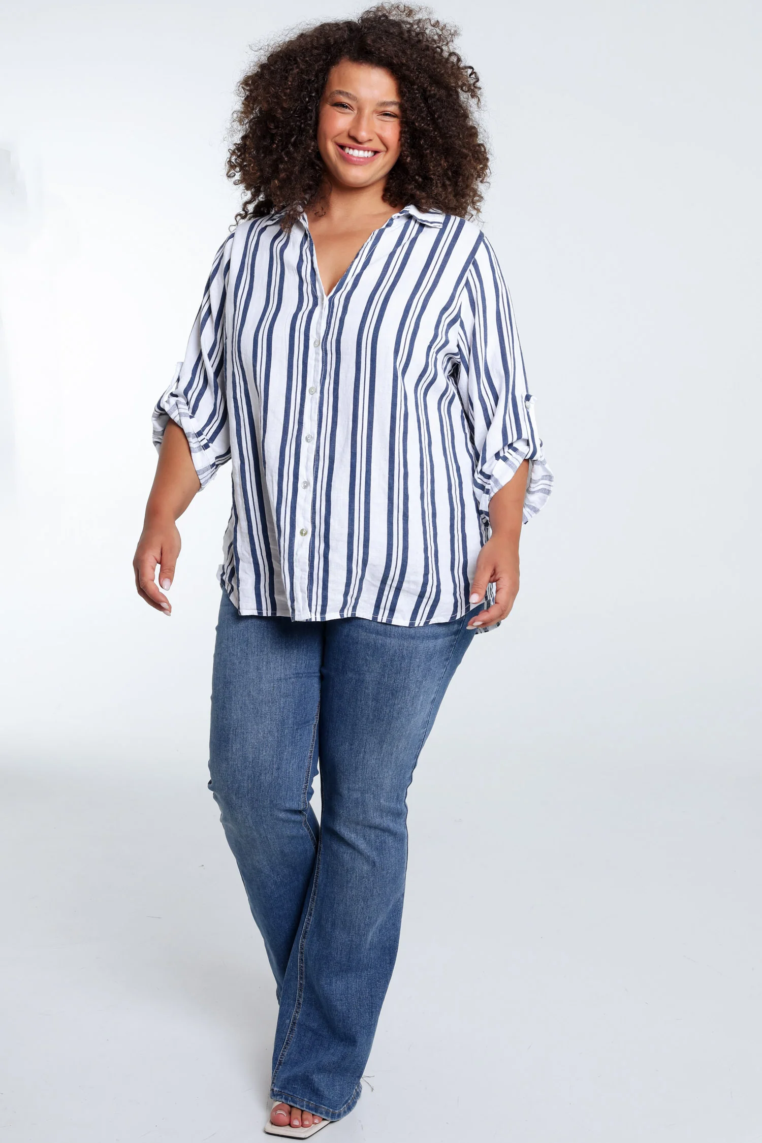 Chemise en lin avec rayures - Image 9