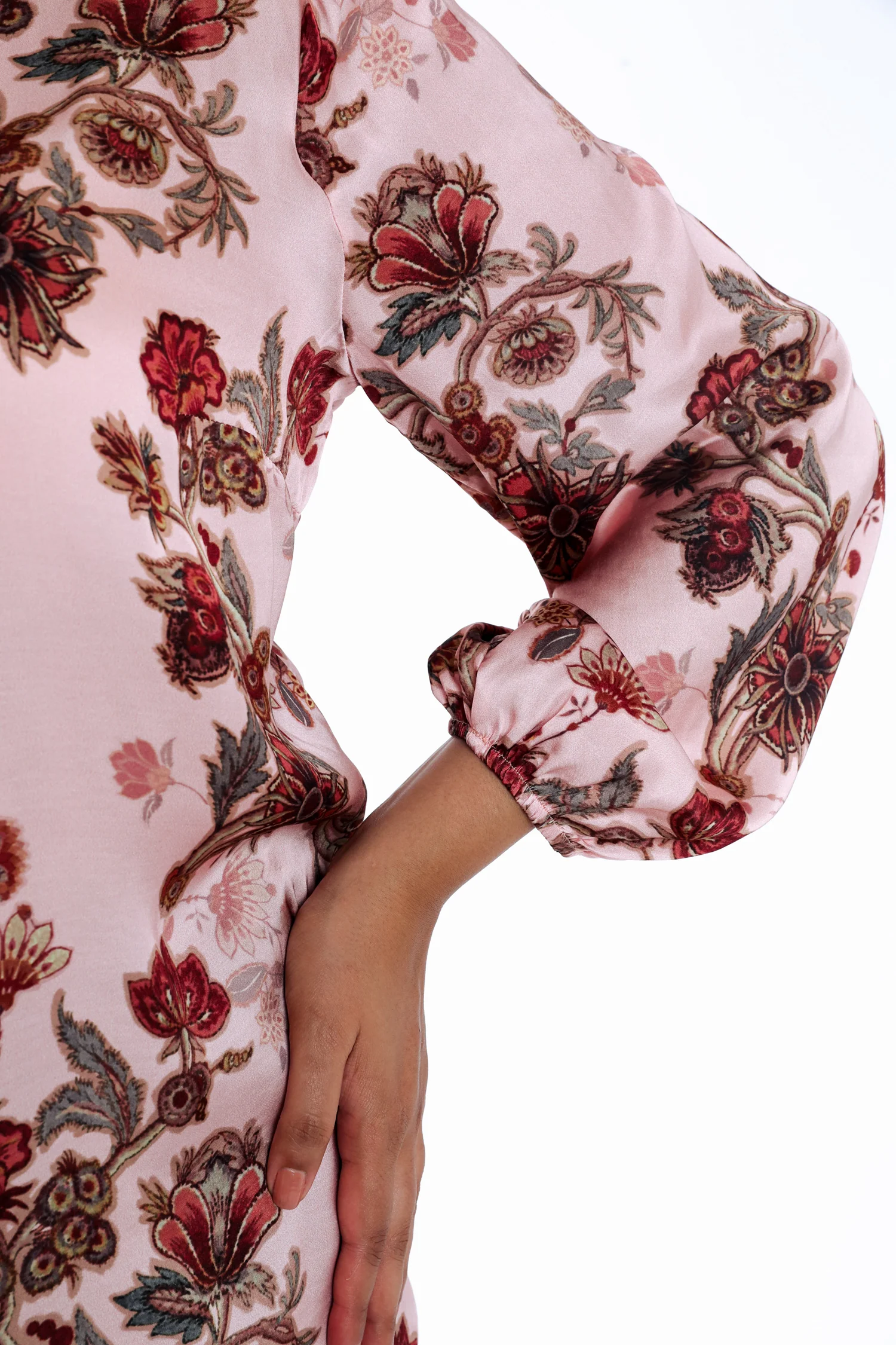 Chemise en viscose avec lavalière imprimé fleurs - Image 4