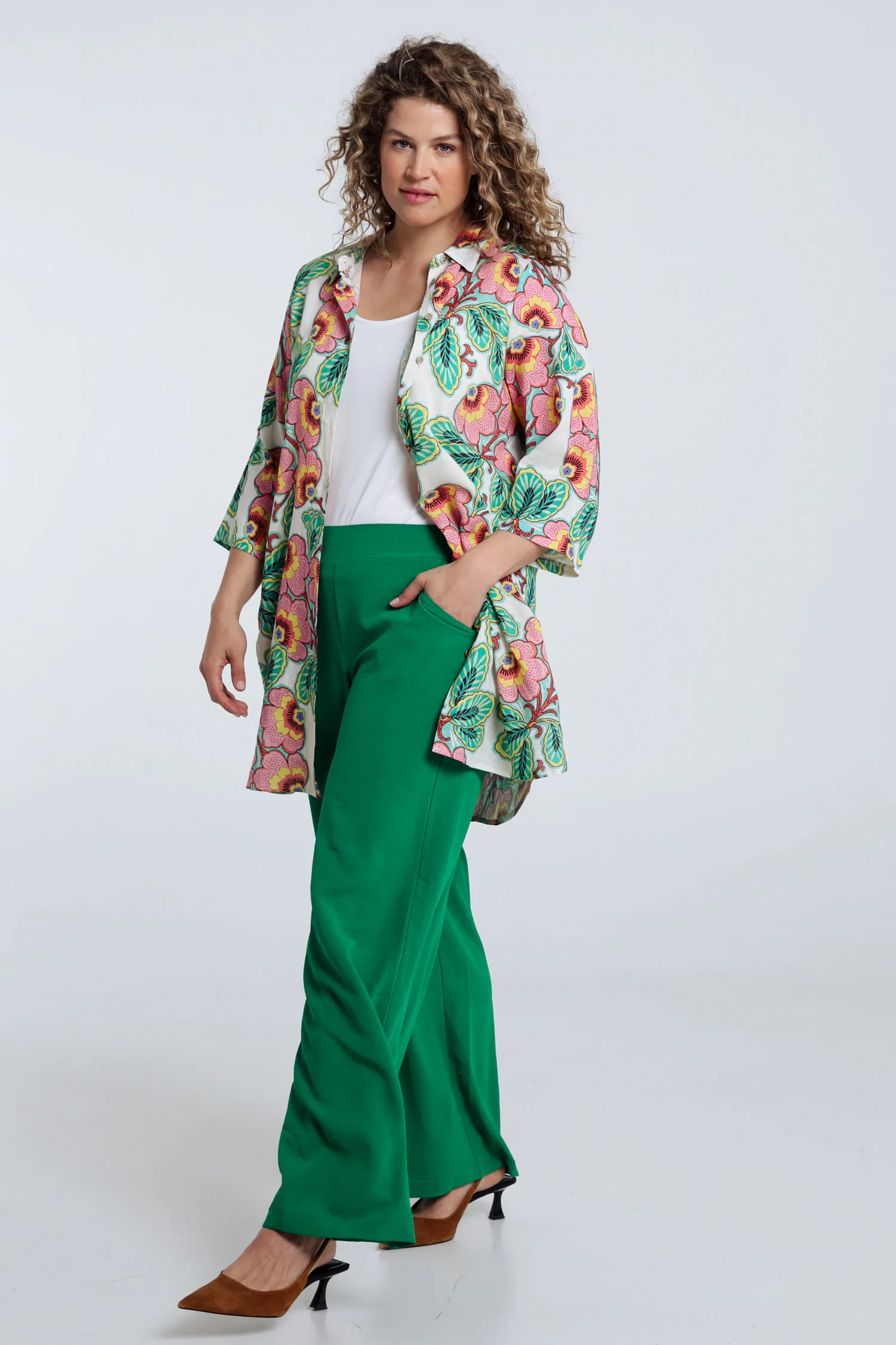 Chemise longue en lin et viscose imprimé fleuri - Image 9
