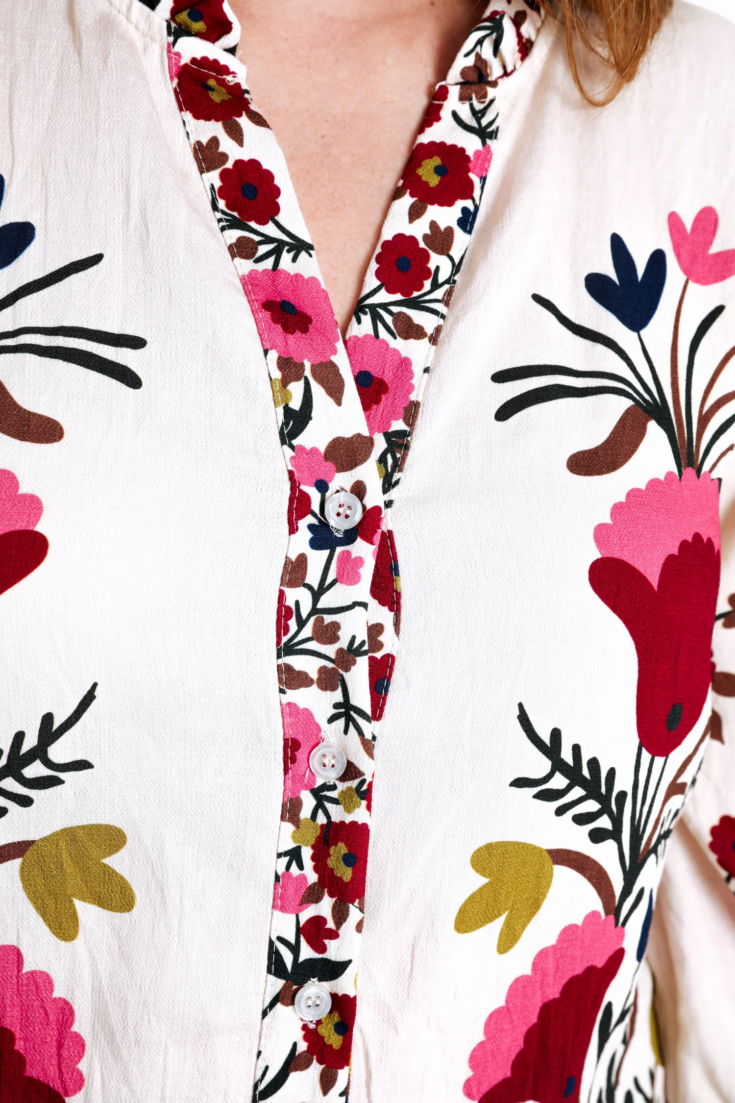 Chemisier en viscose imprimé fleurs folk - Image 6