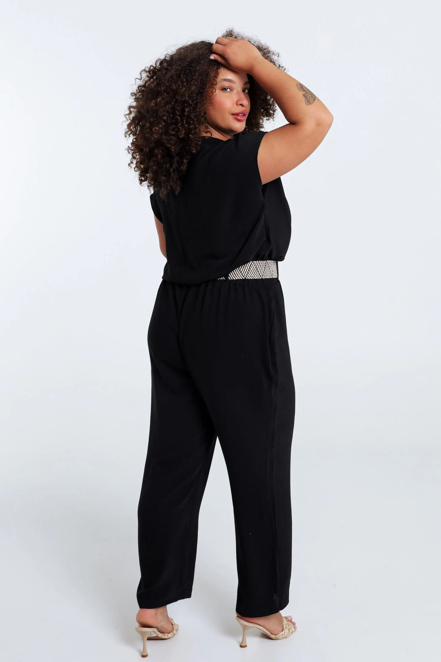 Combinaison unie avec ceinture - Image 13