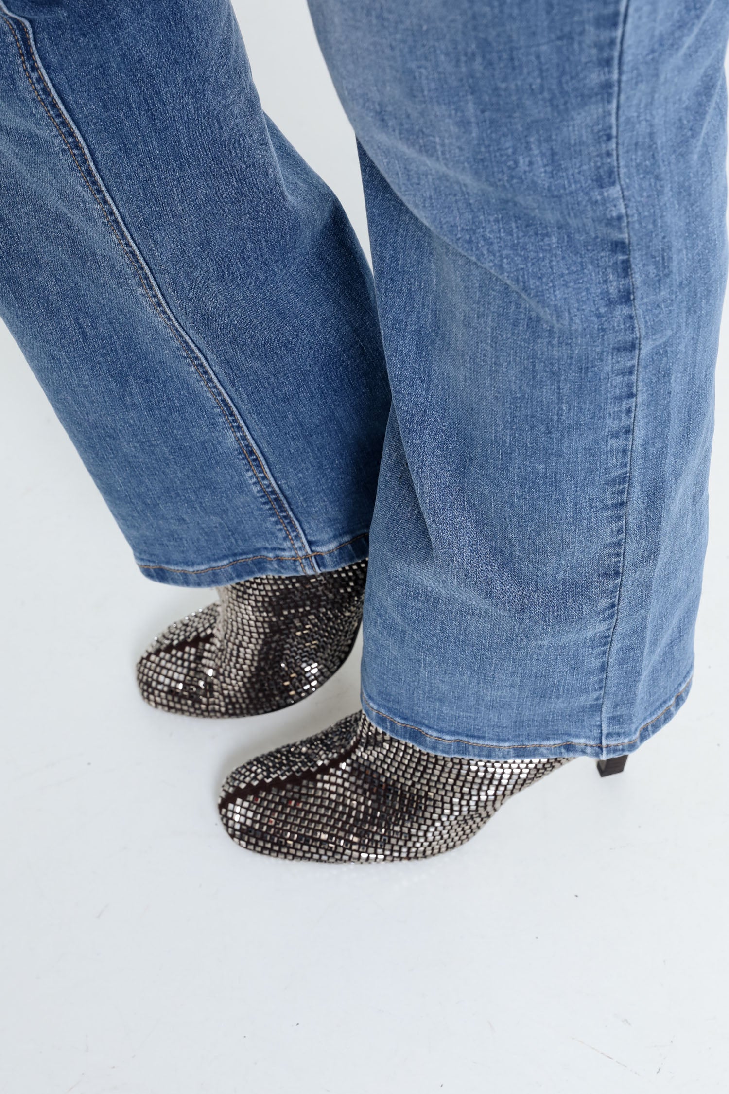 Jeans droit Mia L32 - Image 17