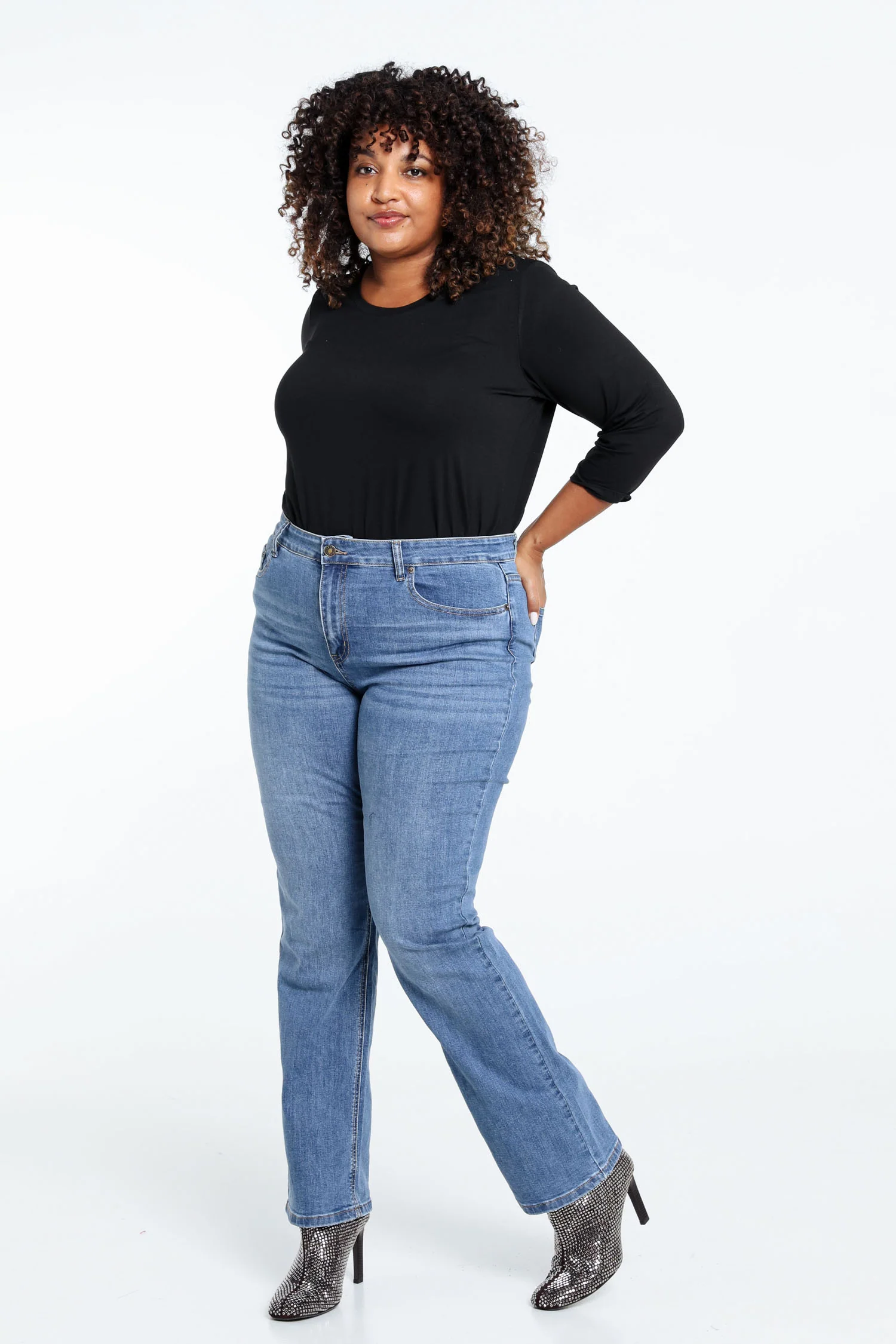 Jeans droit Mia L32 - Image 19