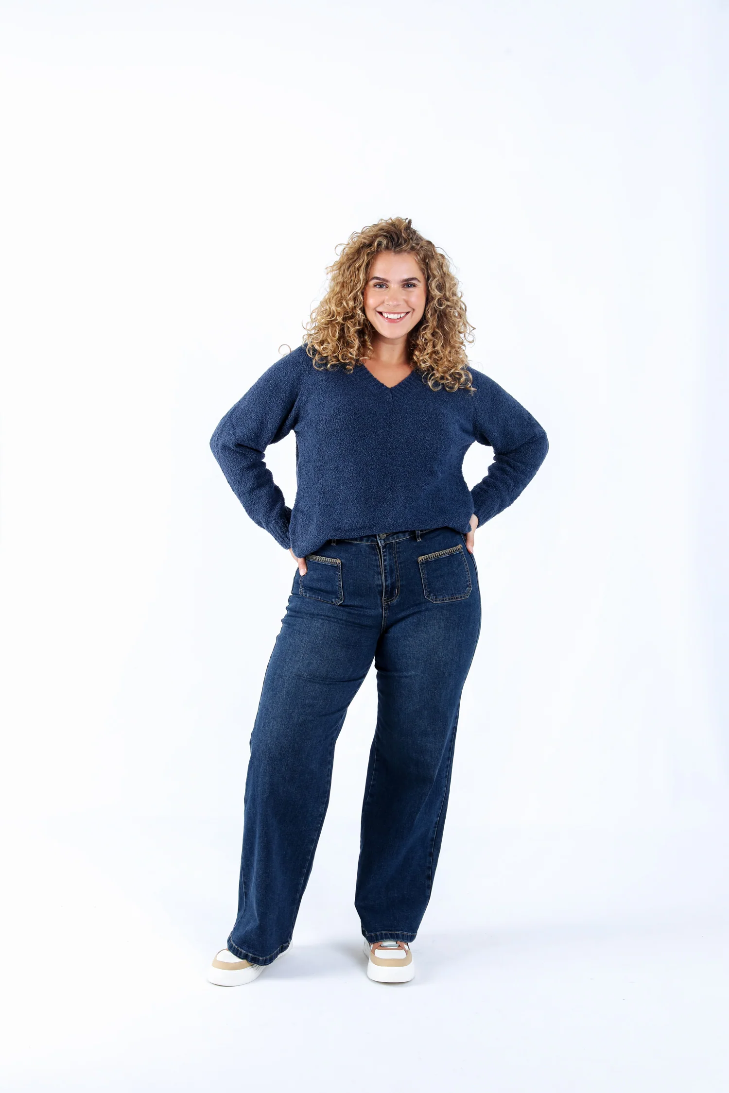 Jeans Elodie avec poches et détail broderie - Image 5