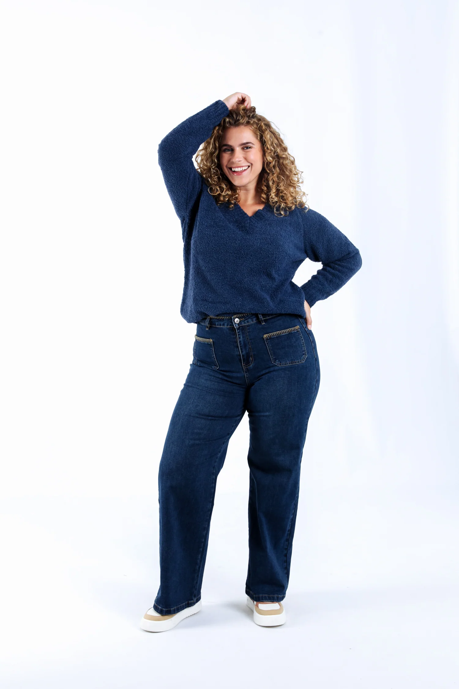Jeans Elodie avec poches et détail broderie - Image 6
