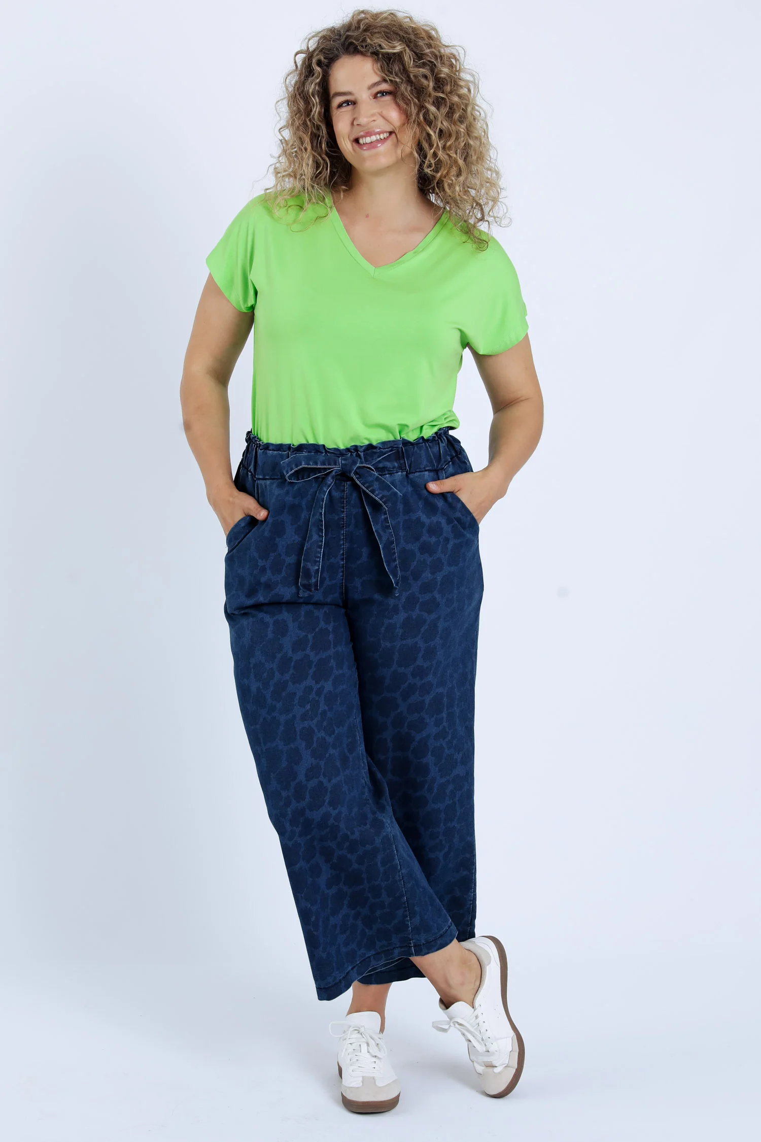 Jeans large 3/4 imprimé peau de bête - Image 9