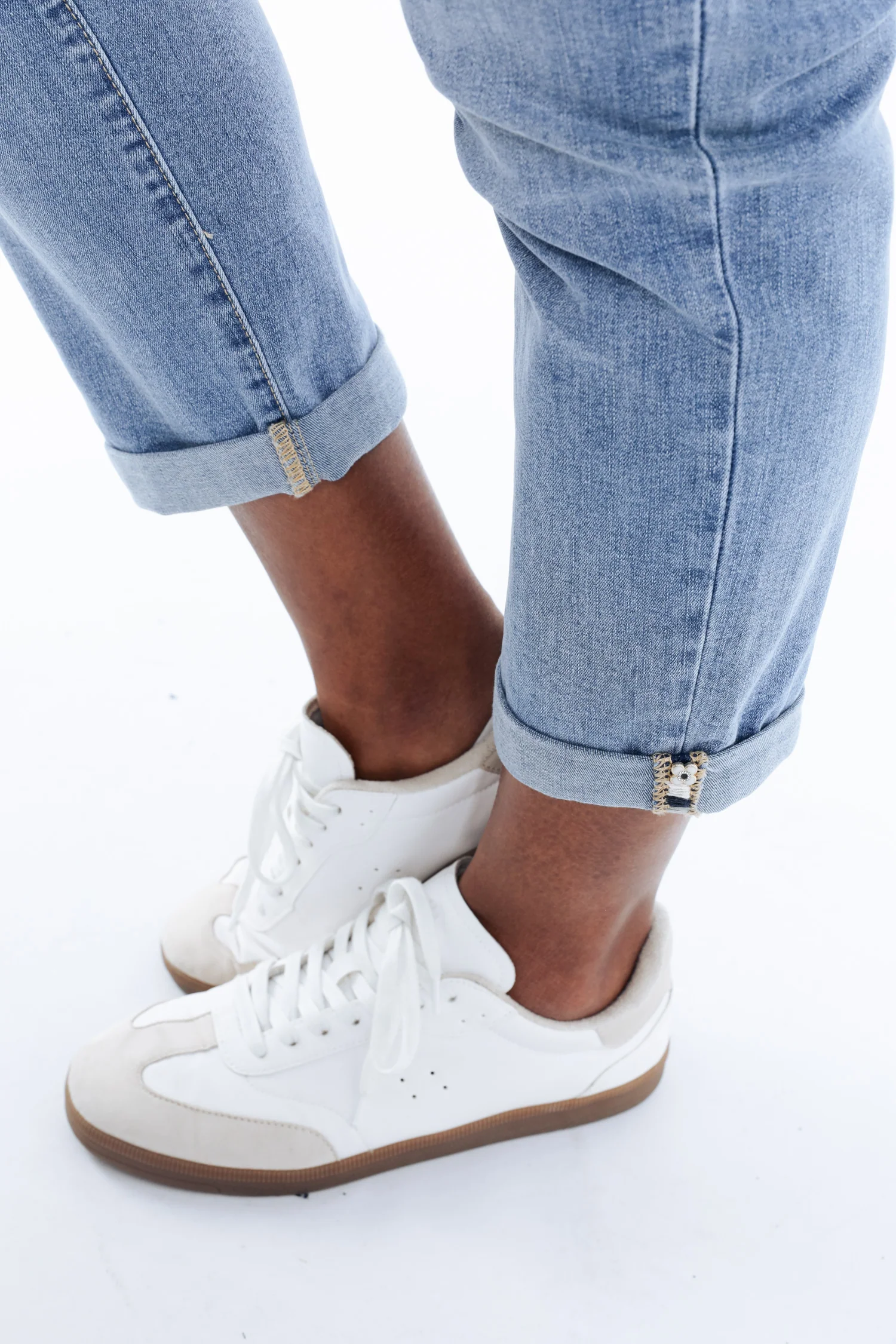 Jeans Louise slim 3/4 avec ceinture fantaisie - Image 6