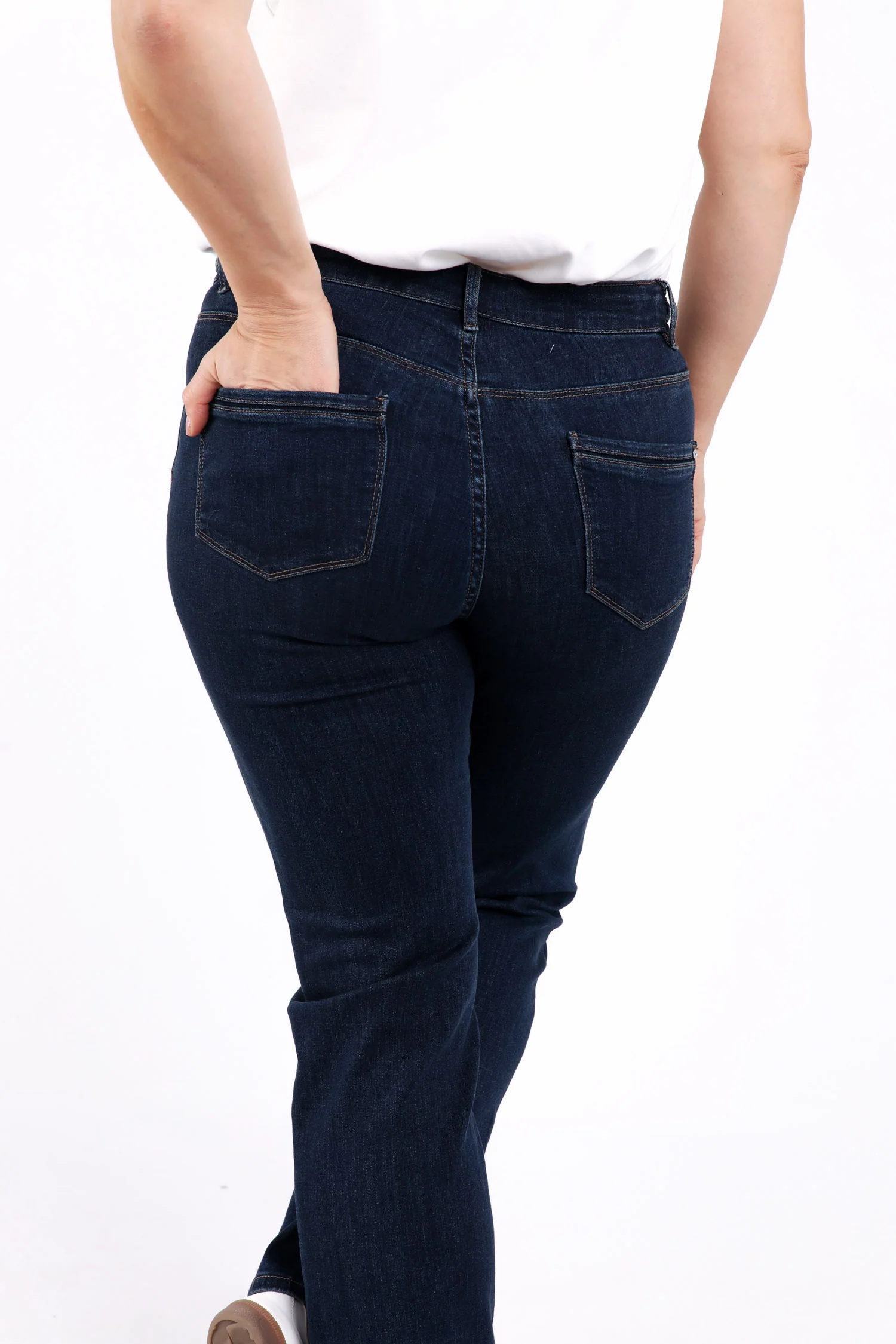 Jeans Mia droit L32 détail tresse - Image 3