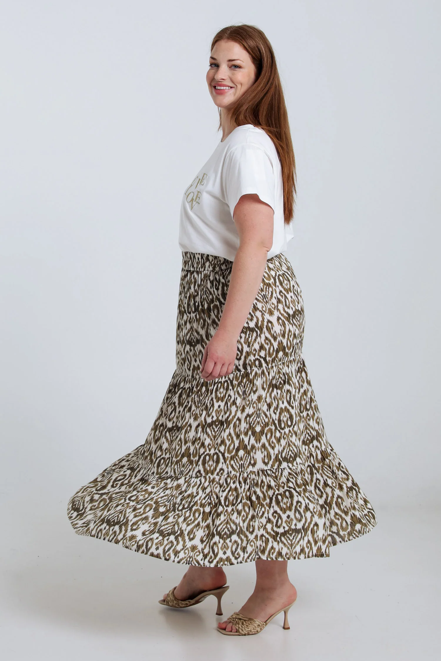 Jupe longue en viscose imprimé graphique bicolore - Image 9