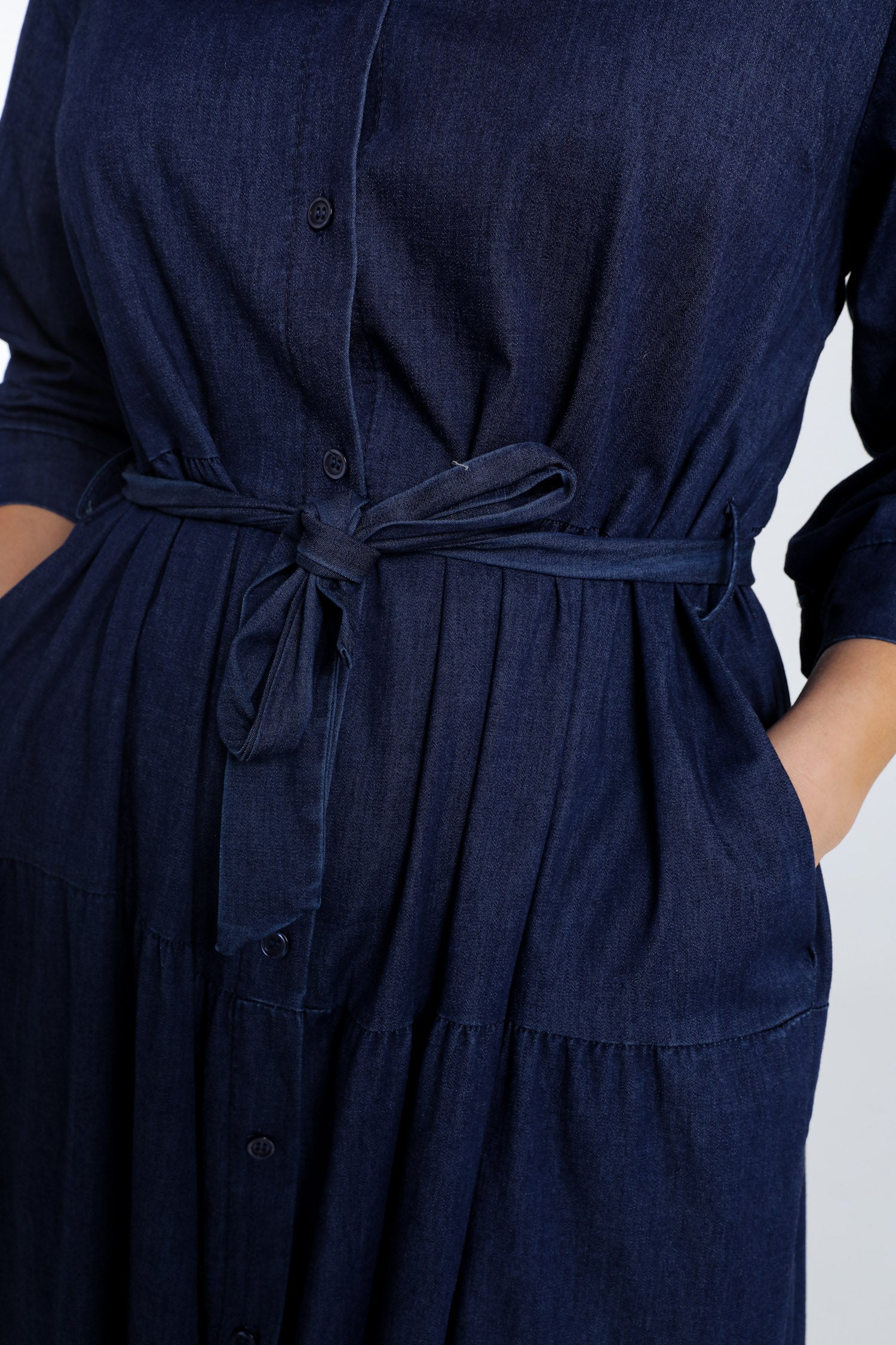 Longue robe Ă volant en jeans - Image 4
