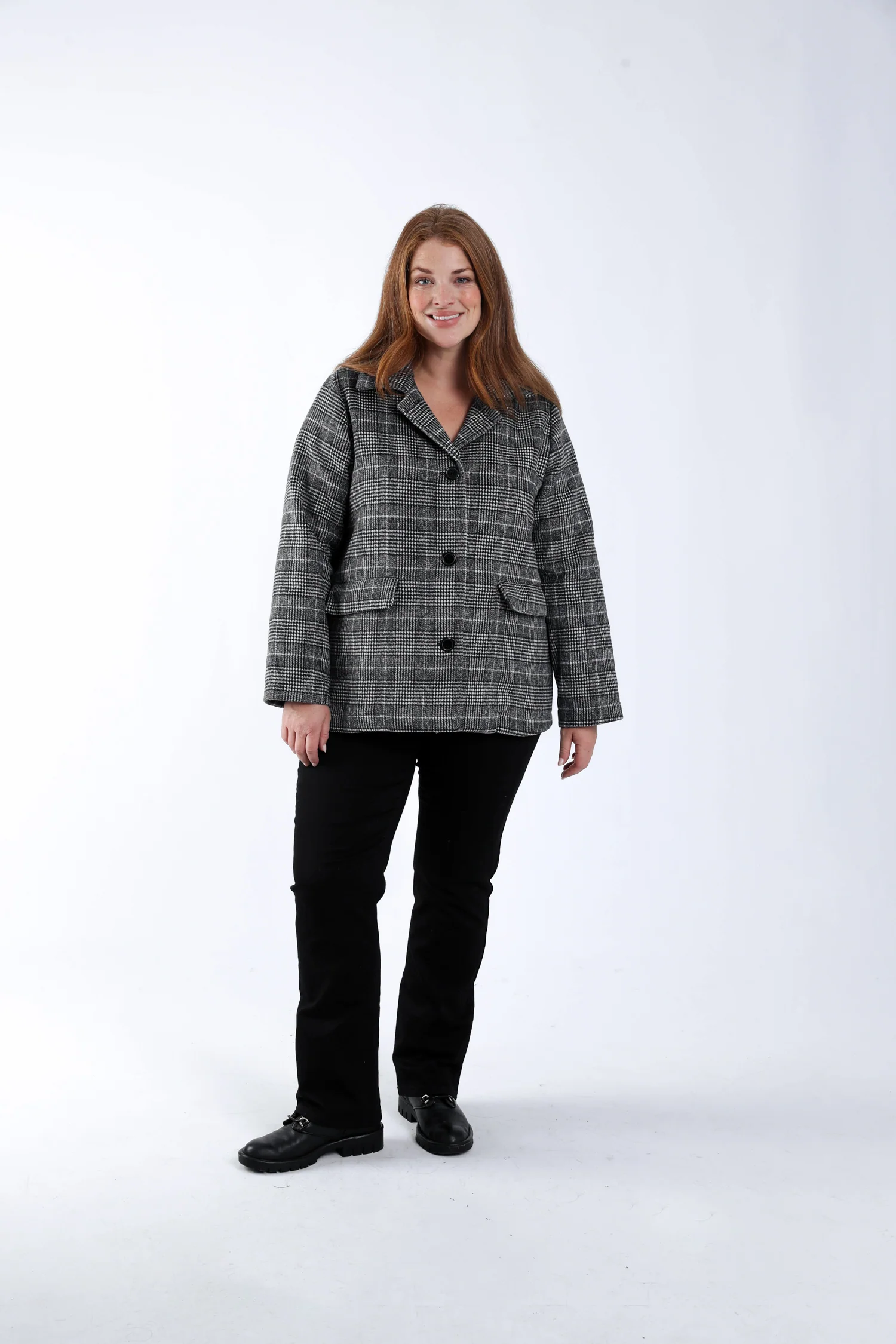 Manteau court Ă carreaux - Image 5