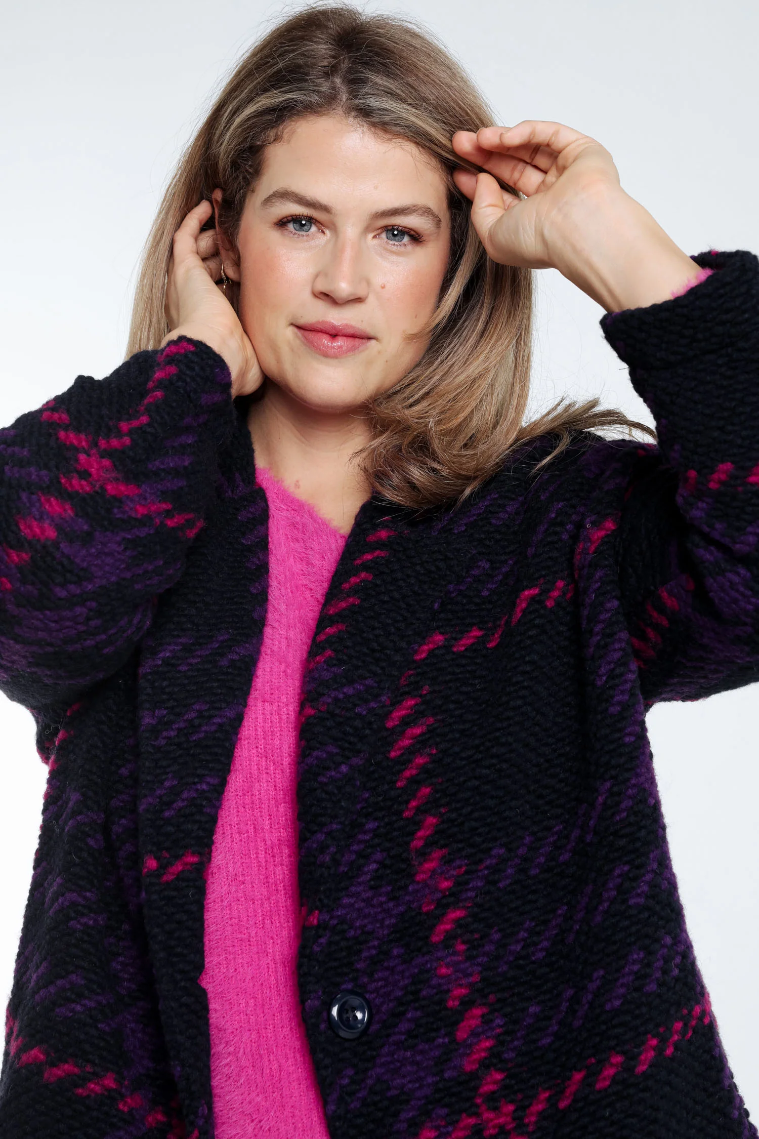 Manteau maille bouclette à carreaux - Image 3