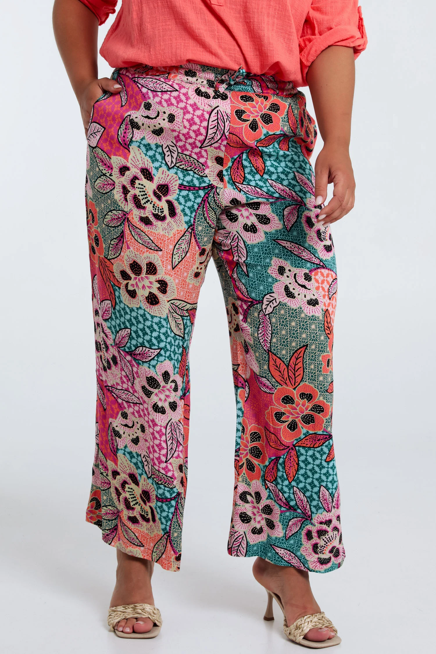 Pantacourt en viscose imprimé floral