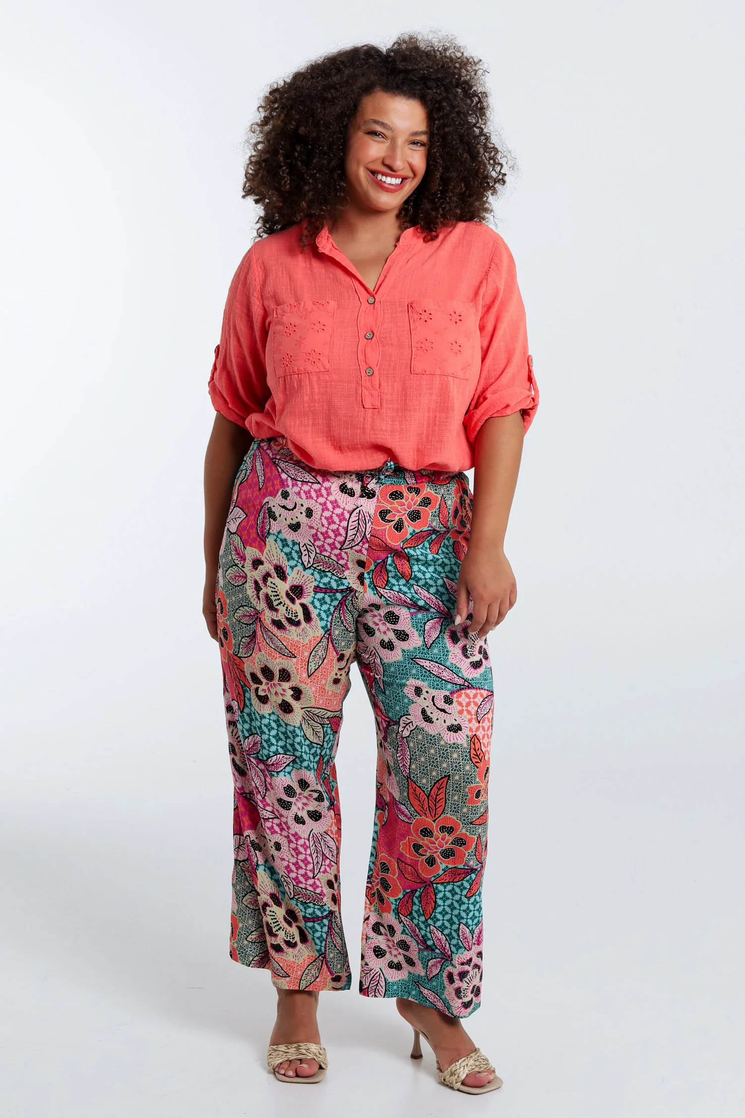 Pantacourt en viscose imprimé floral - Image 9