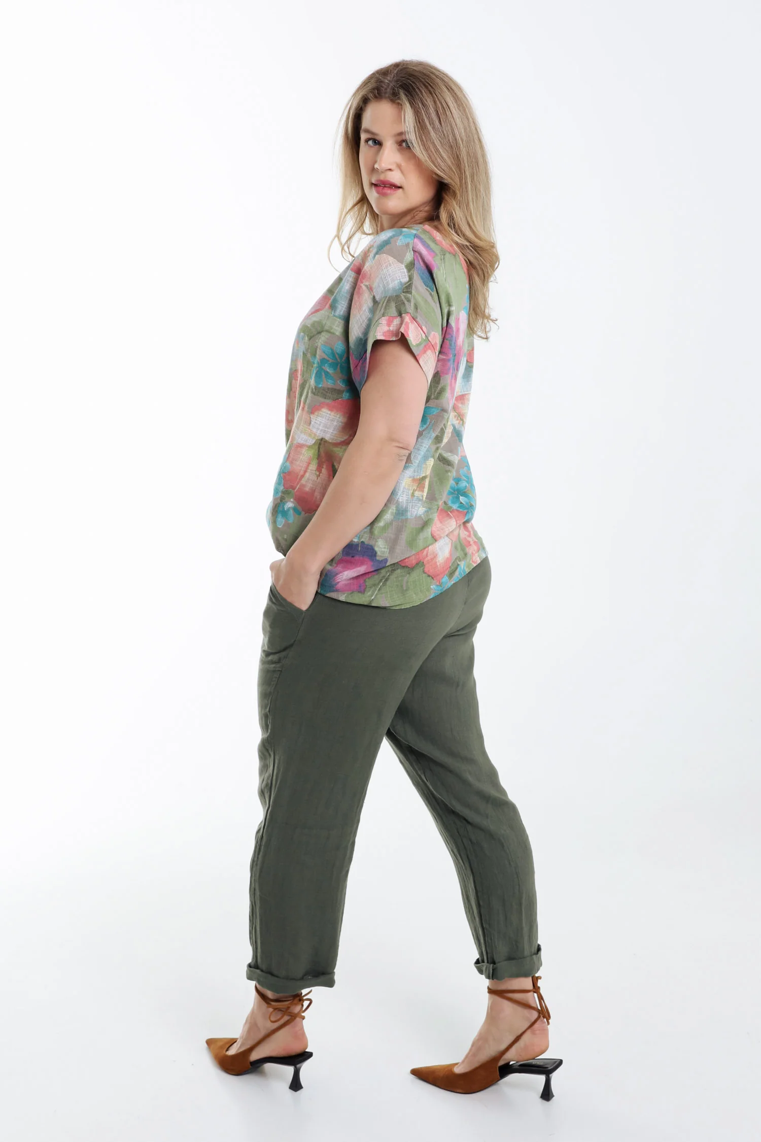 Pantalon 7/8 en lin uni - Image 13