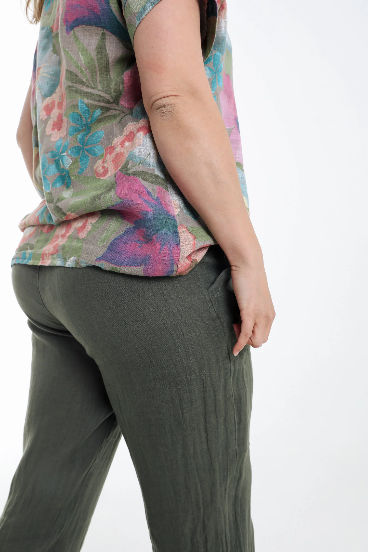 Pantalon 7/8 en lin uni - Image 14