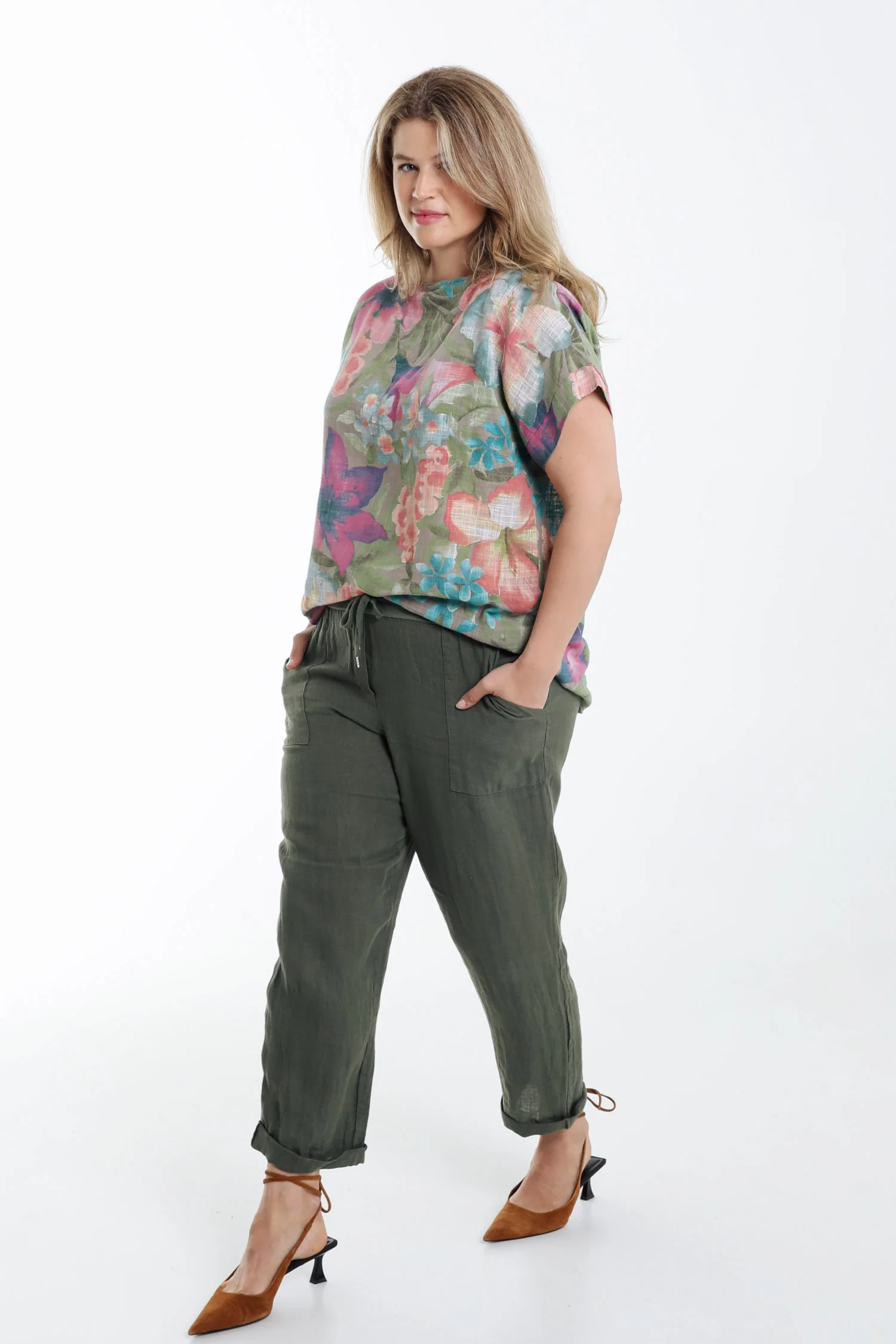 Pantalon 7/8 en lin uni - Image 18