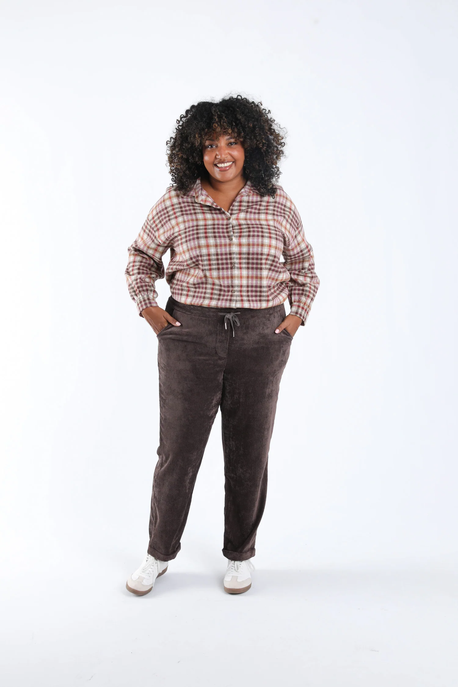 Pantalon chino 7/8 en velours uni - Image 7