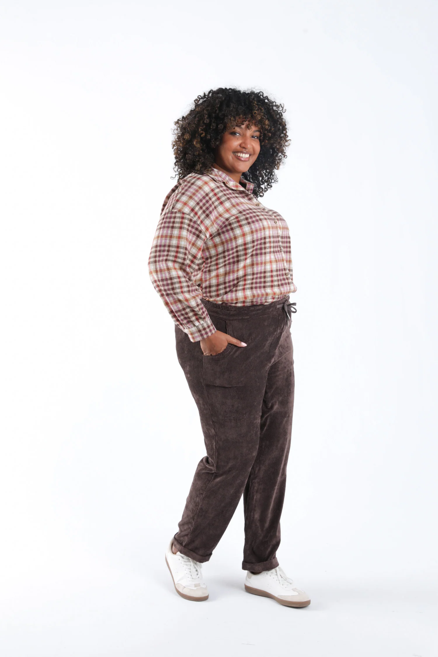 Pantalon chino 7/8 en velours uni - Image 8