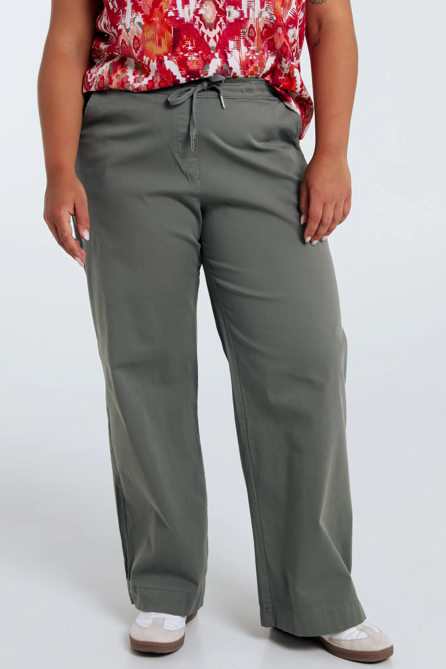 Pantalon chino jambe large uni - Image 12