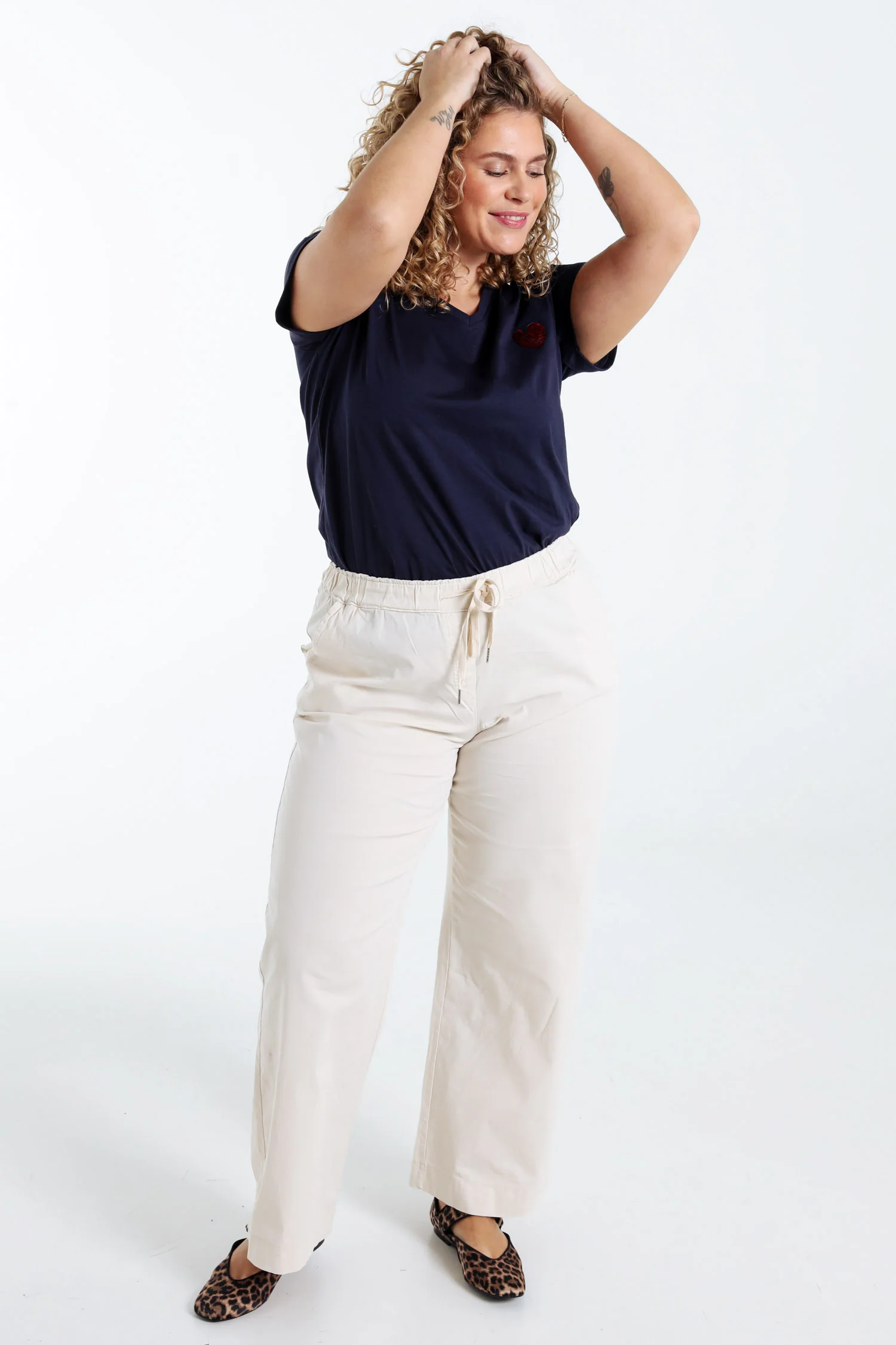Pantalon chino jambe large uni - Image 31