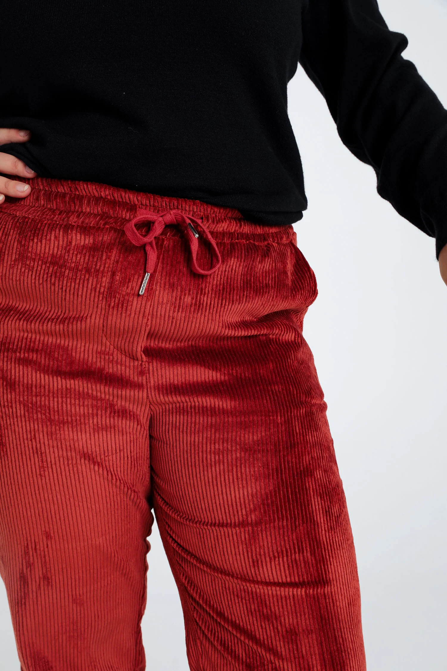 Pantalon chino uni en velours - Image 17